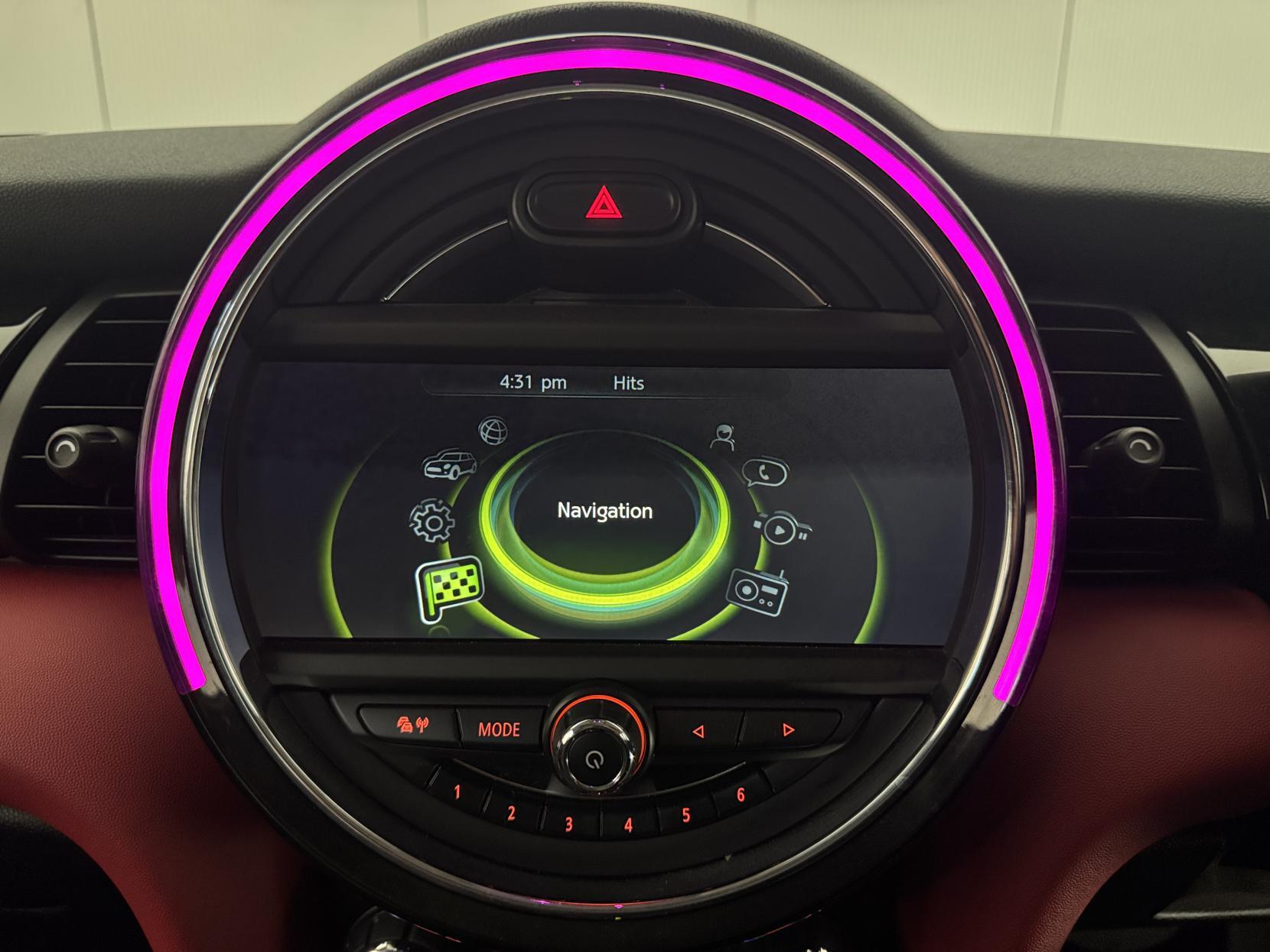 Mini Cooper view 70