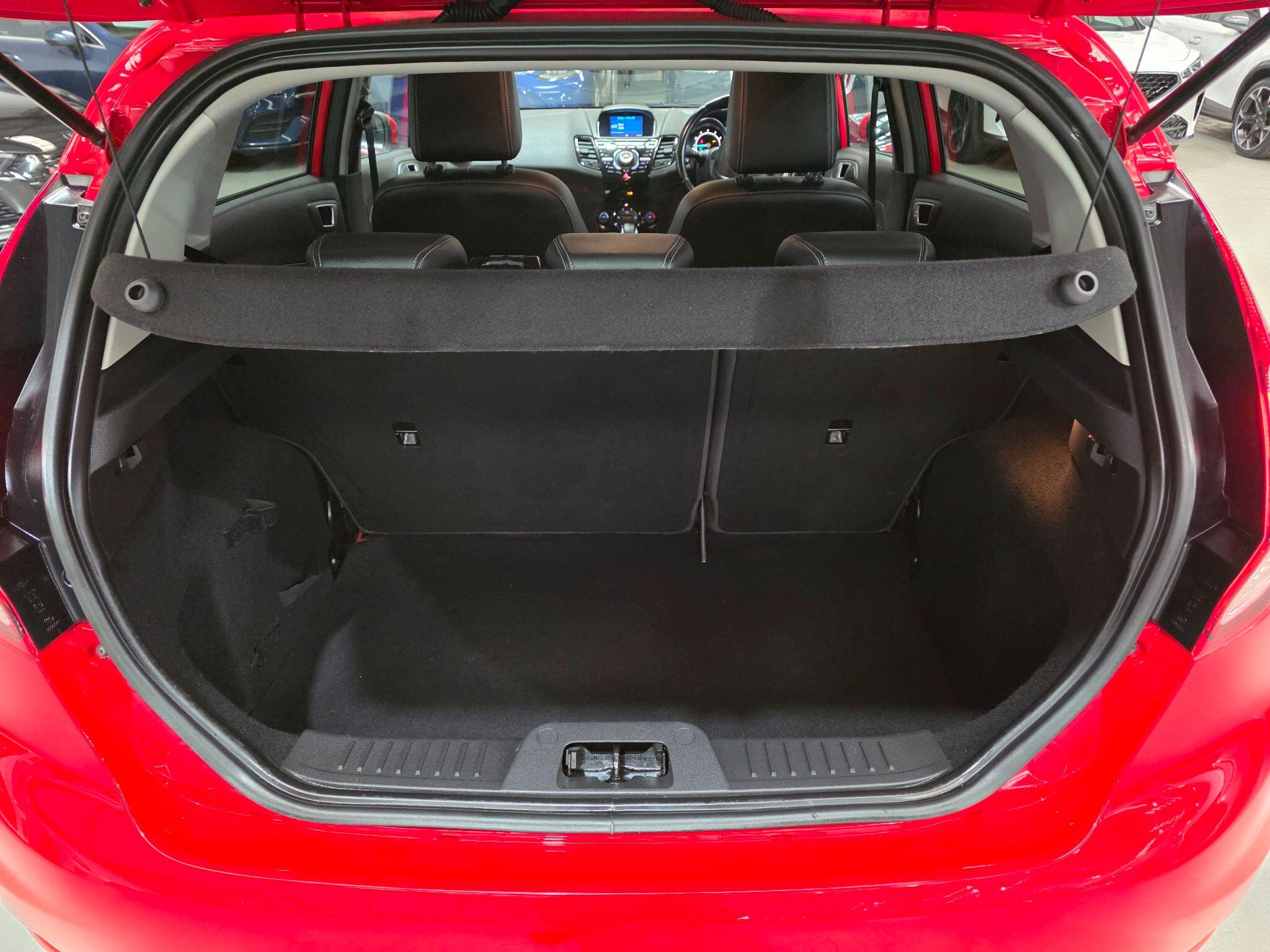 Ford Fiesta view 27