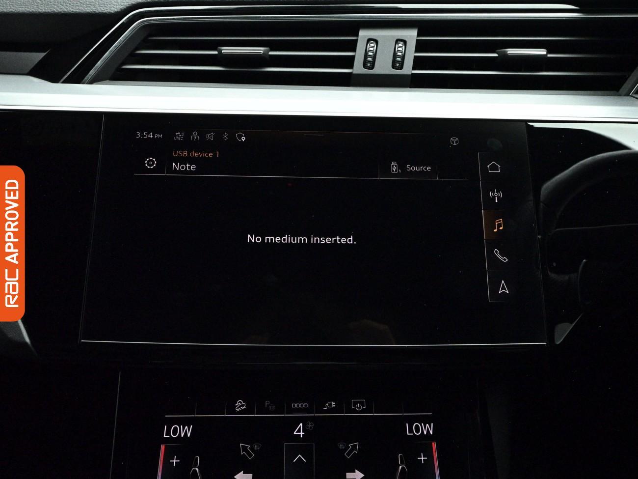 Audi E-Tron view 23