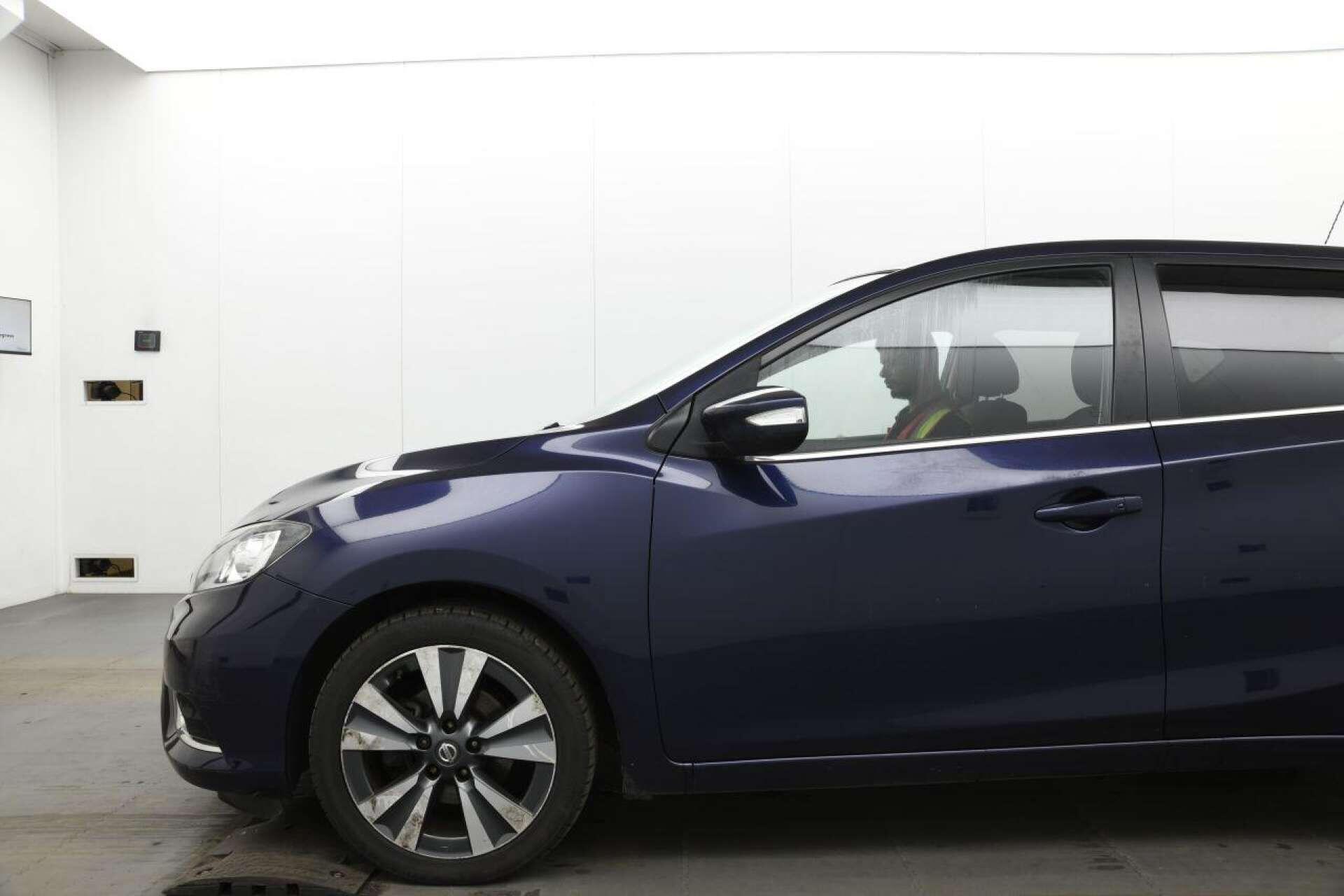 Nissan Pulsar view 6