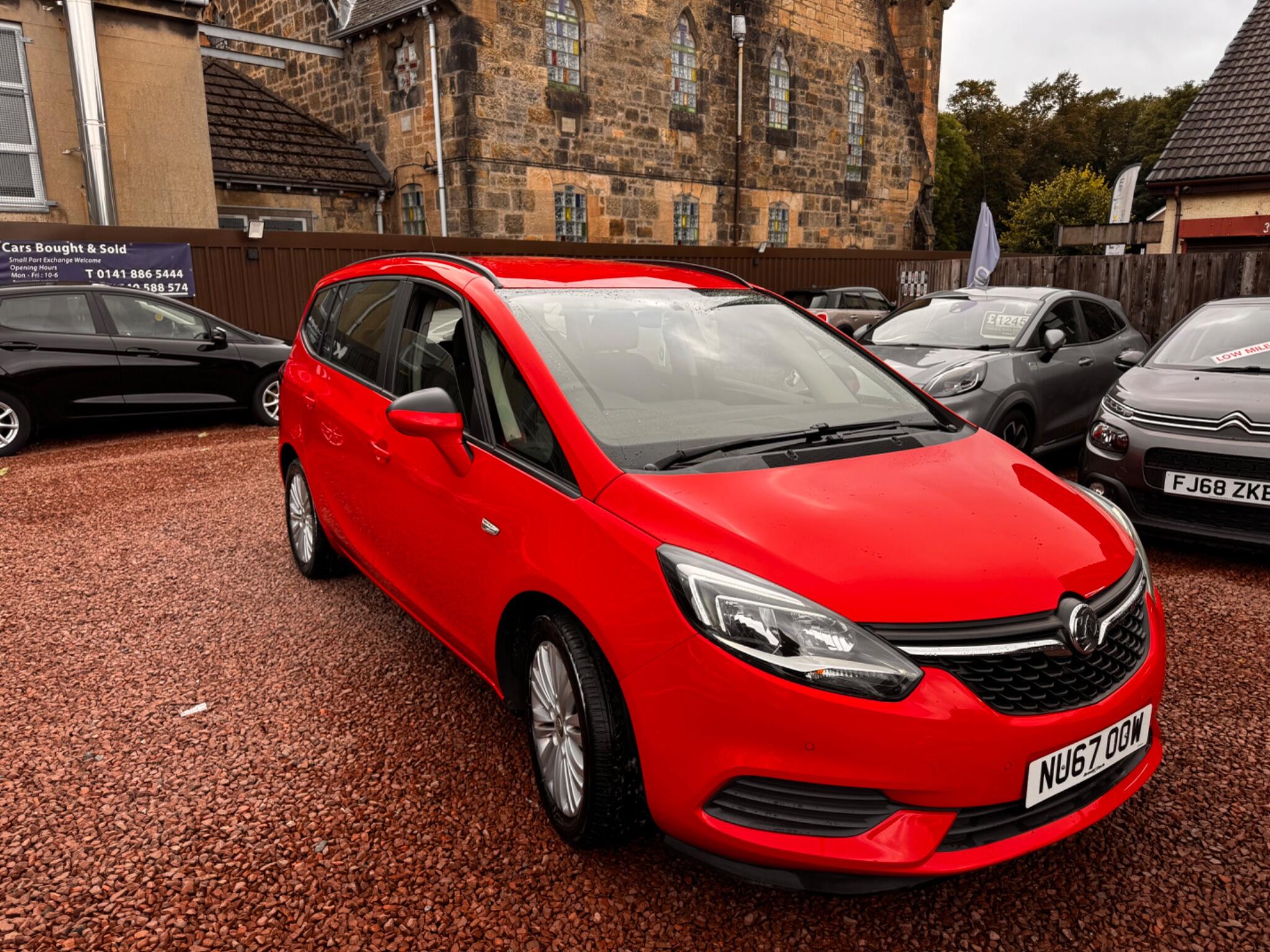 Vauxhall Zafira Tourer view 10