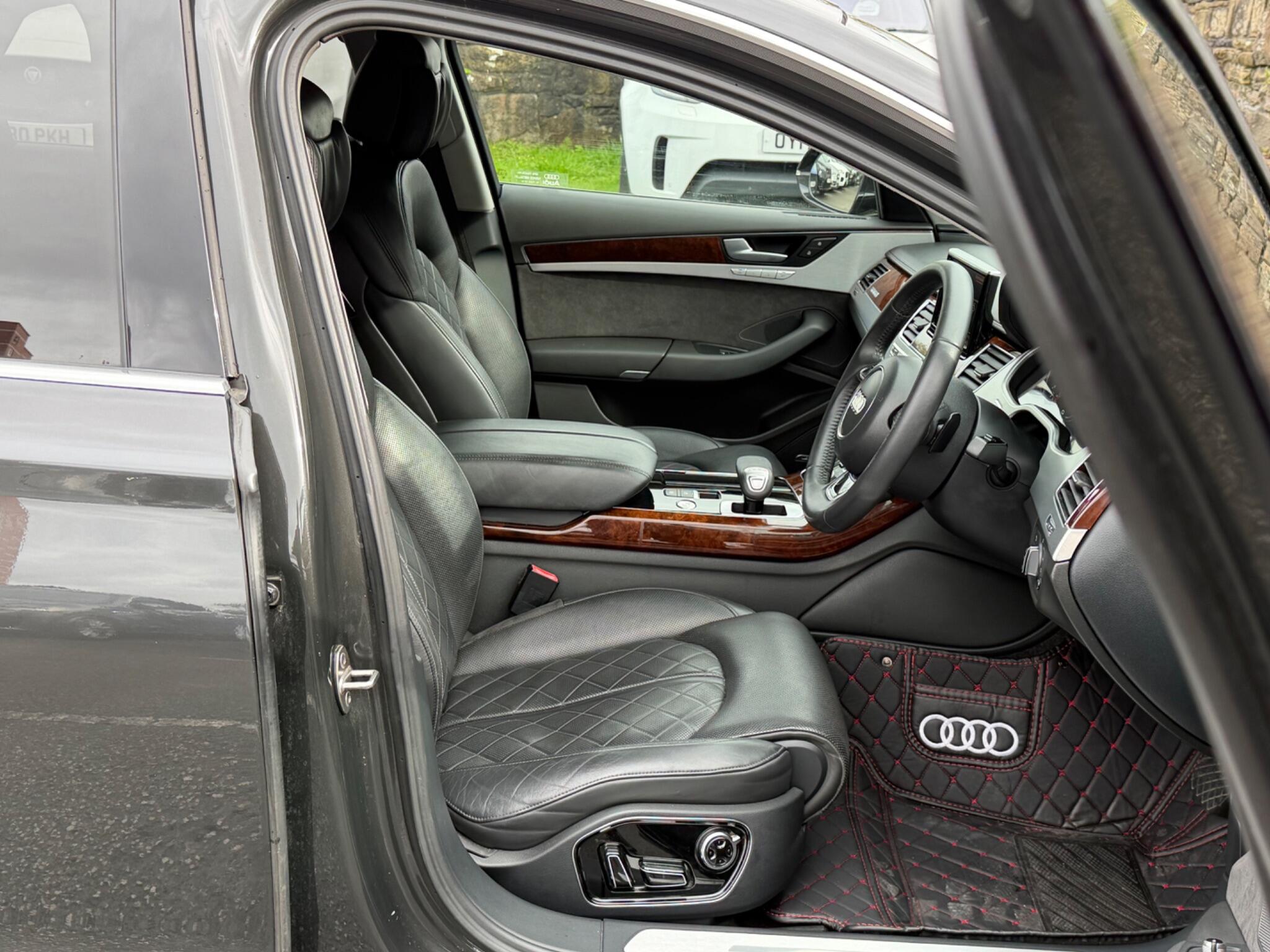 Audi A8 view 14