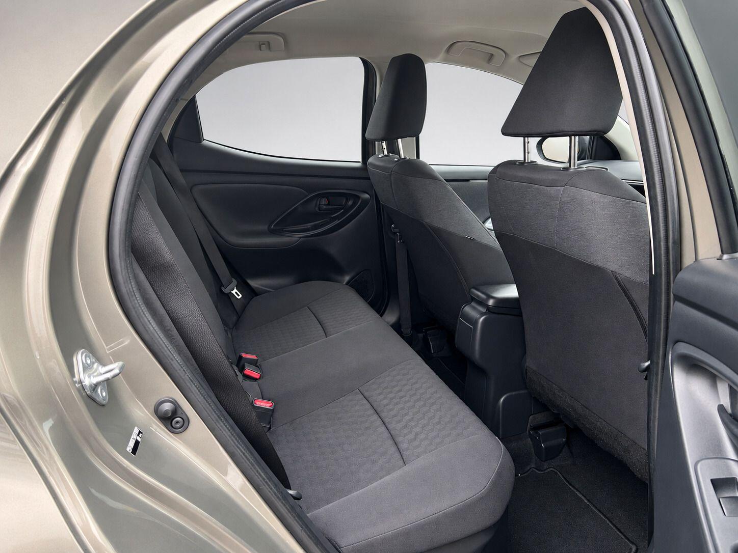 Toyota Yaris view 28
