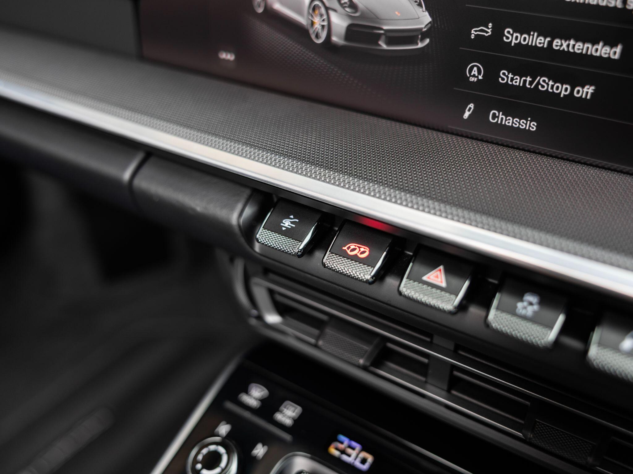 Porsche 911 view 42