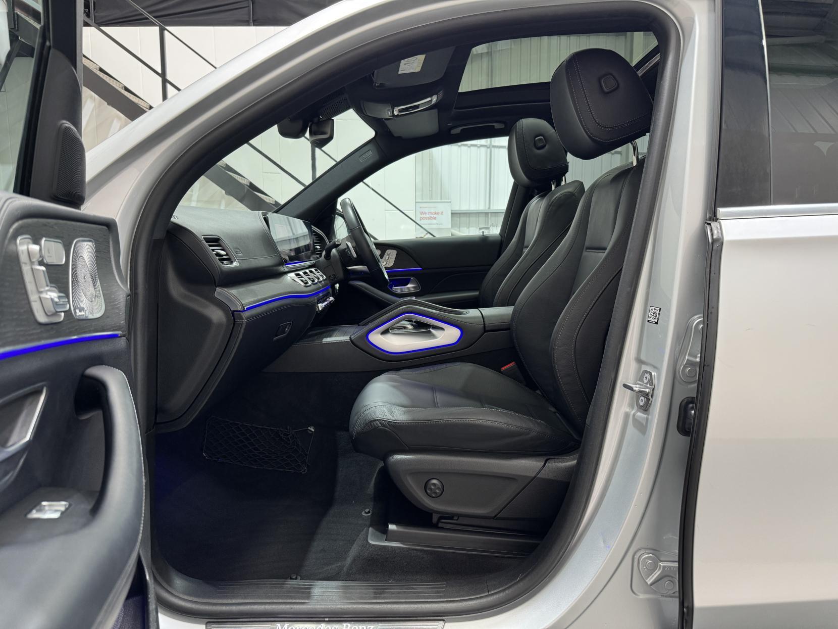Mercedes-Benz Gle view 68