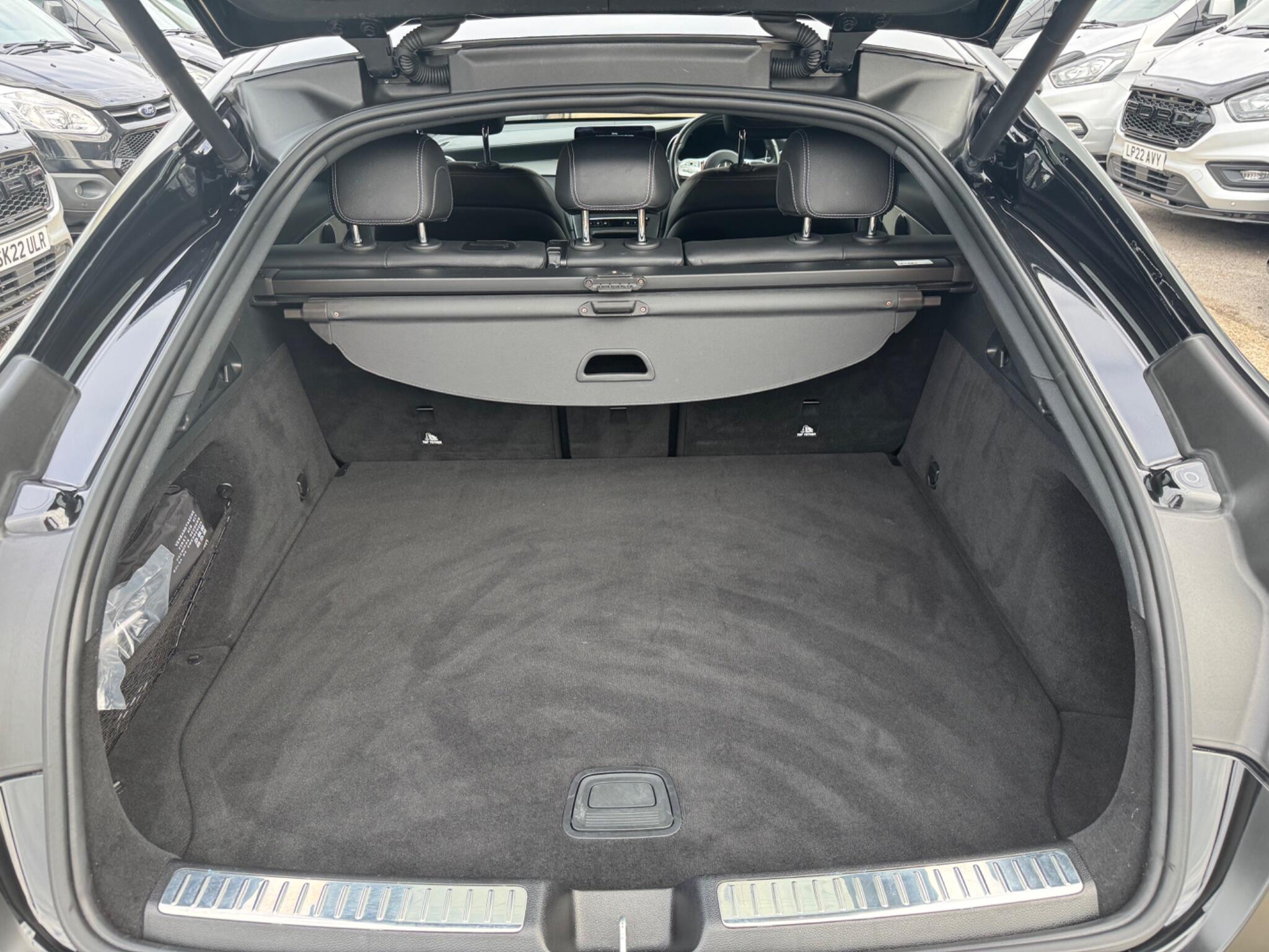 Mercedes-Benz GLC view 49