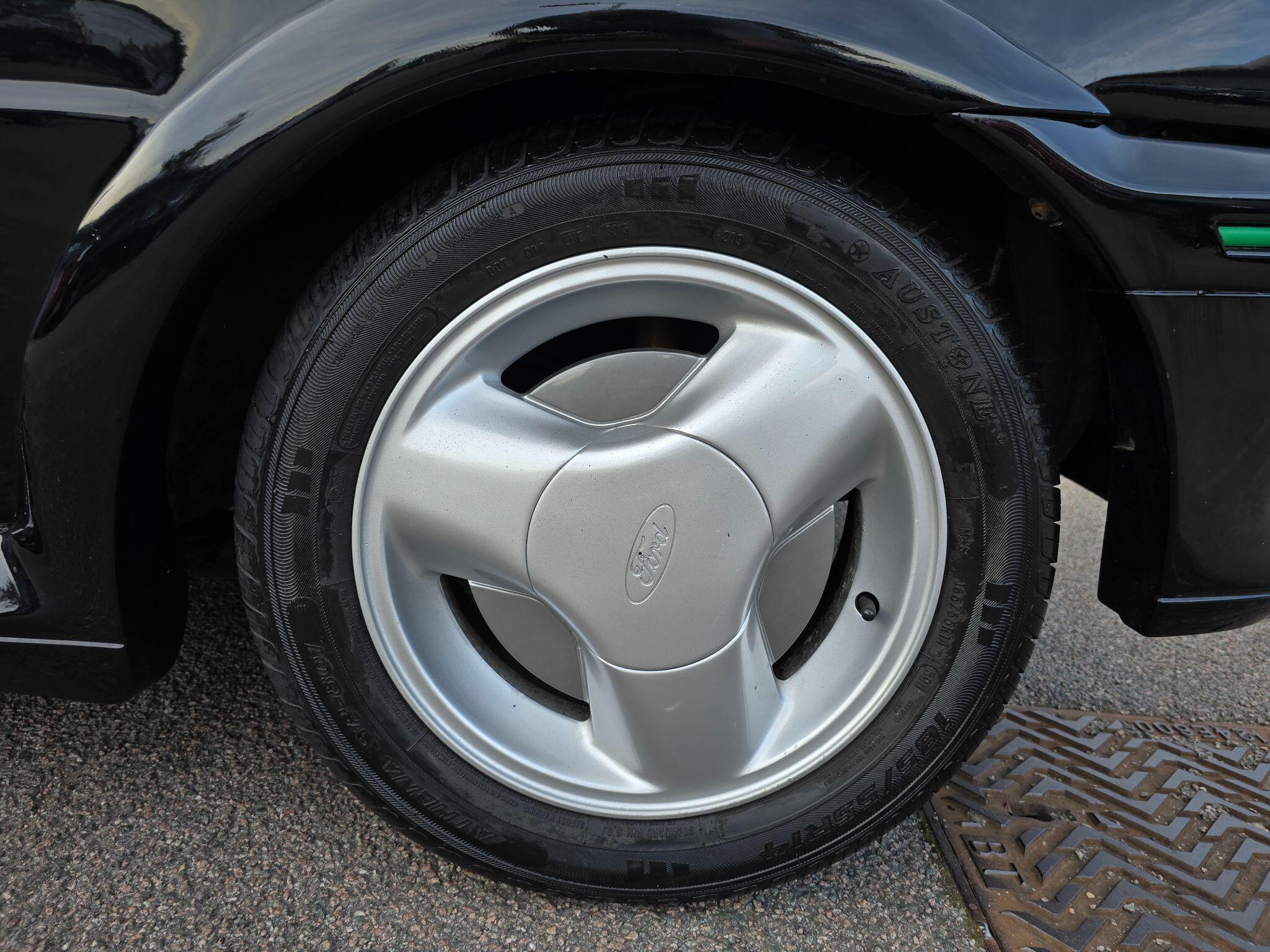 Ford Fiesta view 53