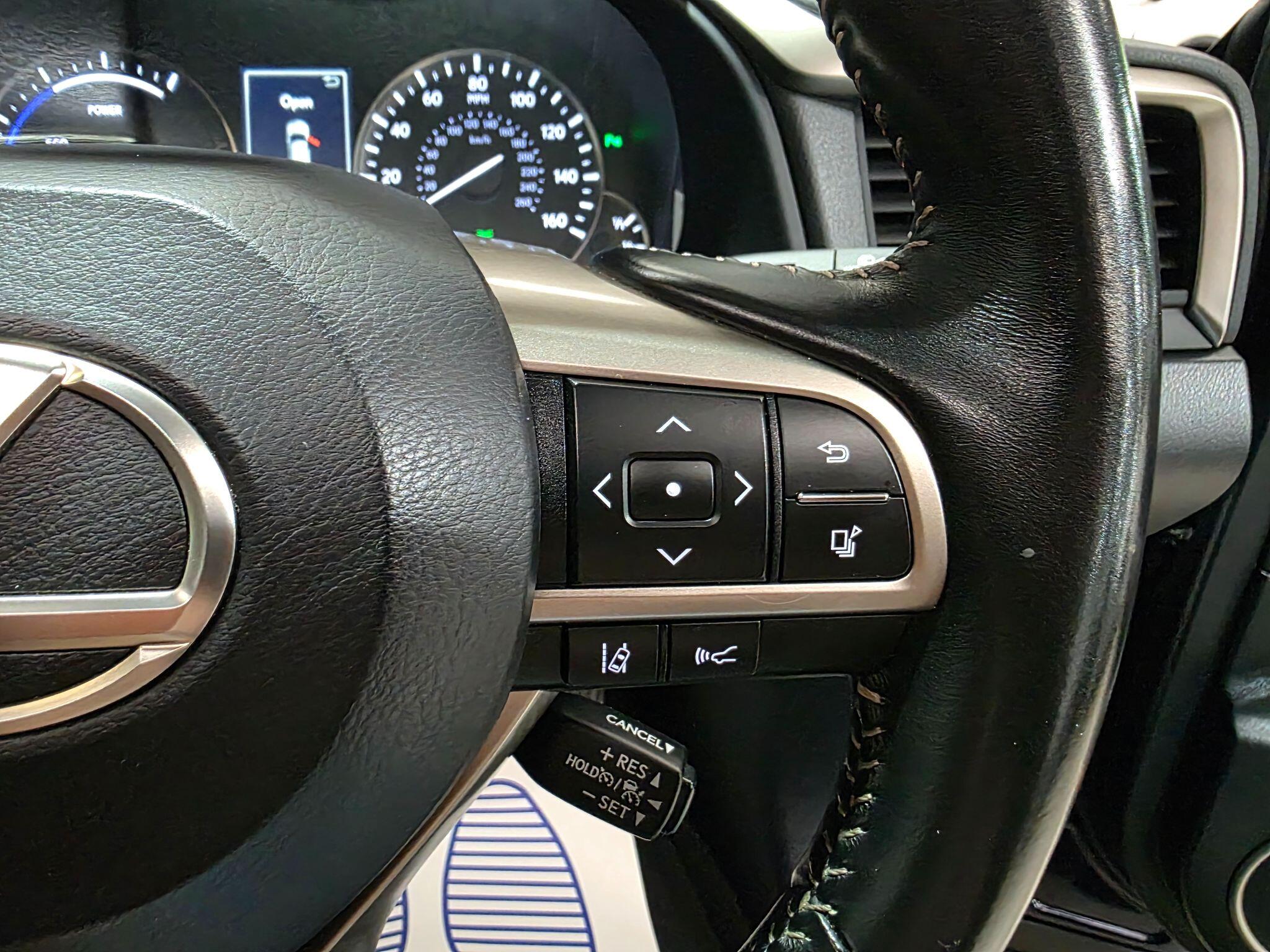 Lexus RX view 20