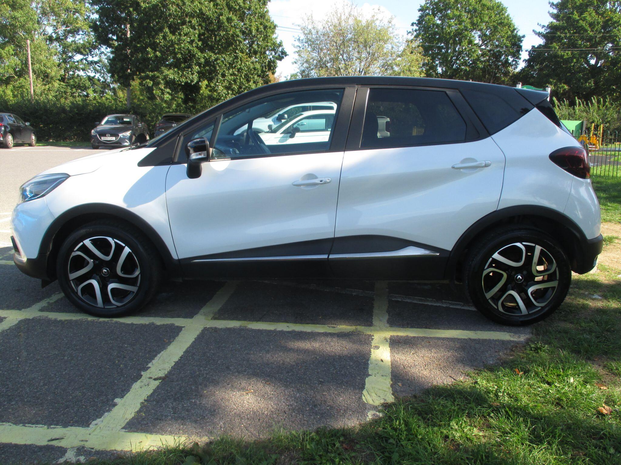 Renault Captur view 15