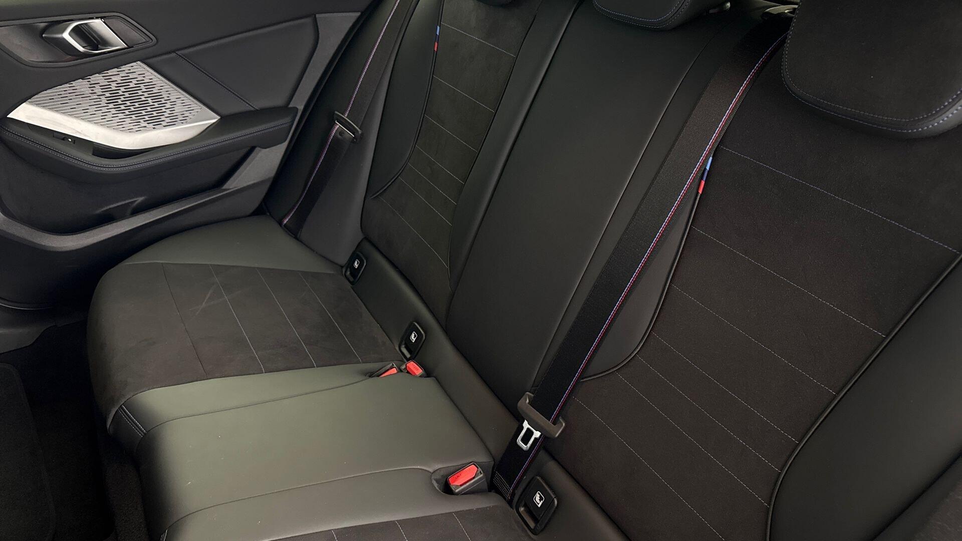 BMW 1 Series view 12