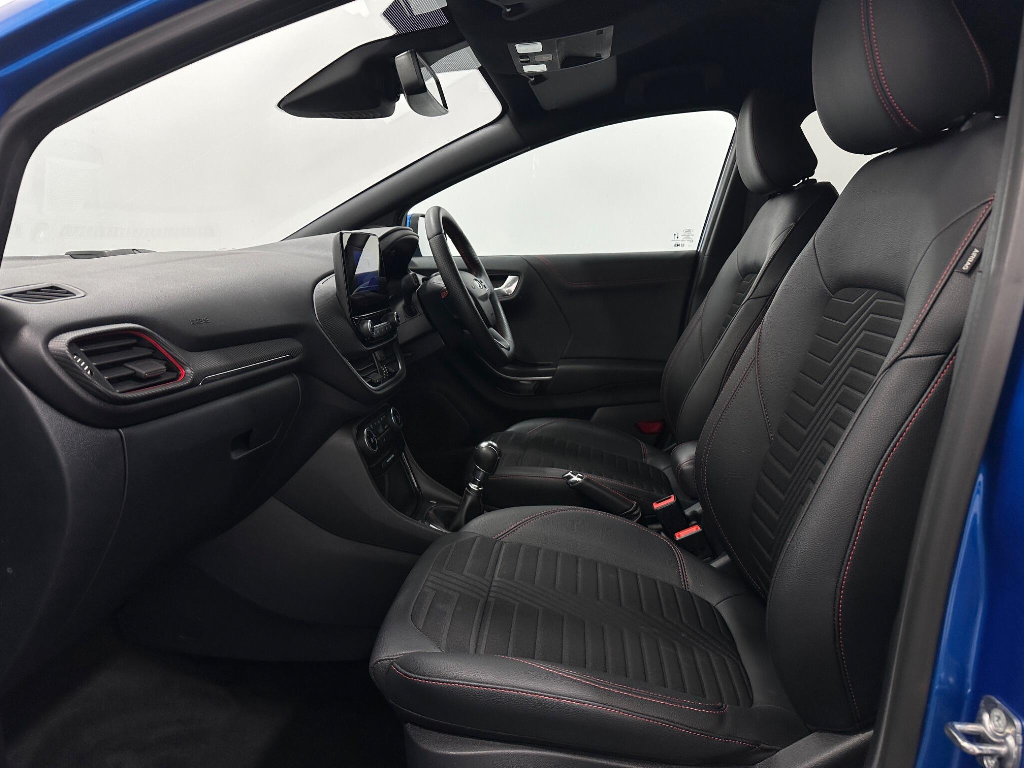 Ford Puma view 32