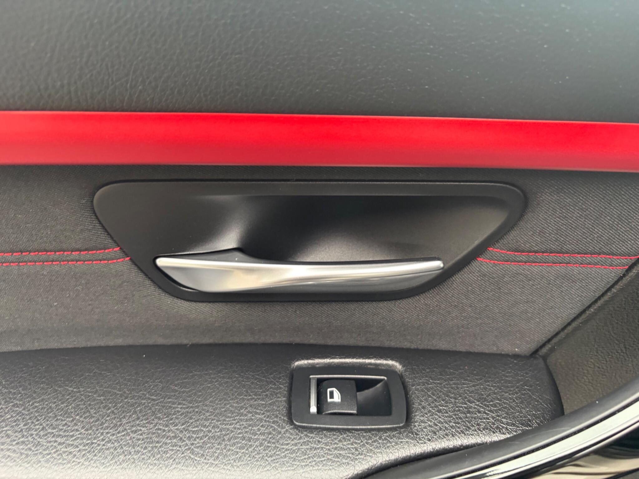 BMW 3 Series view 76