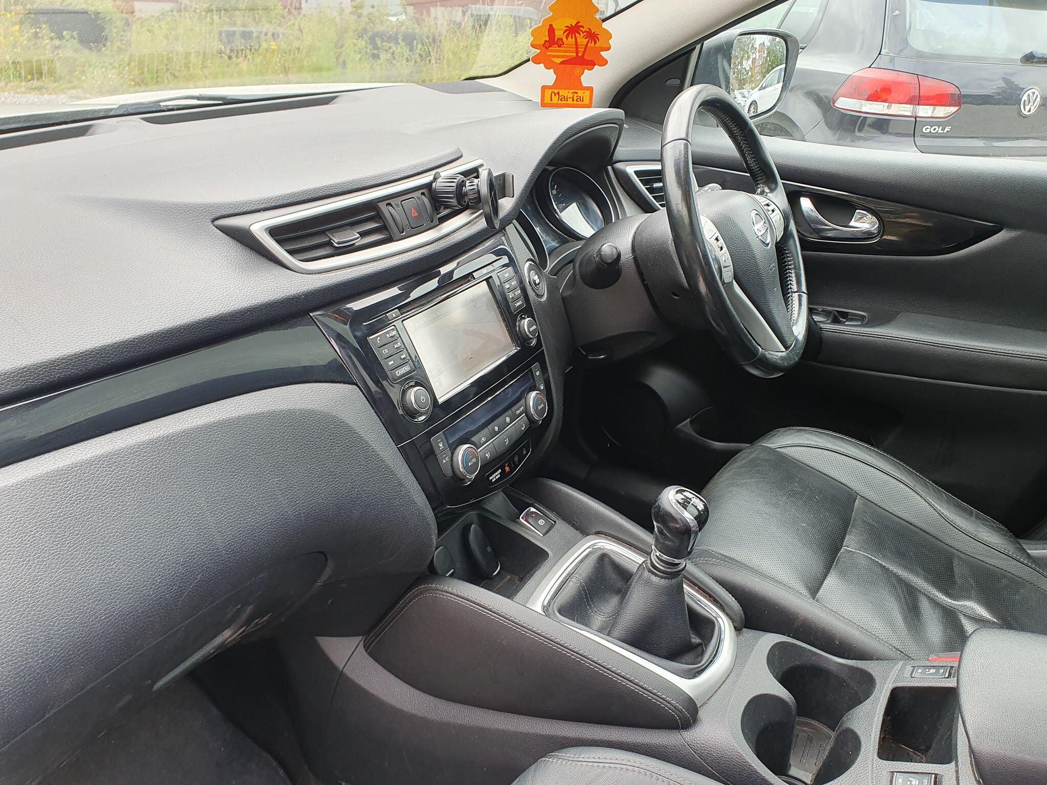 Nissan Qashqai view 18