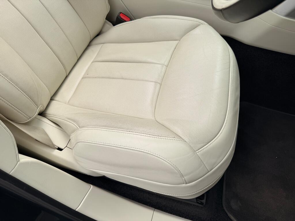 Land Rover Range Rover view 36