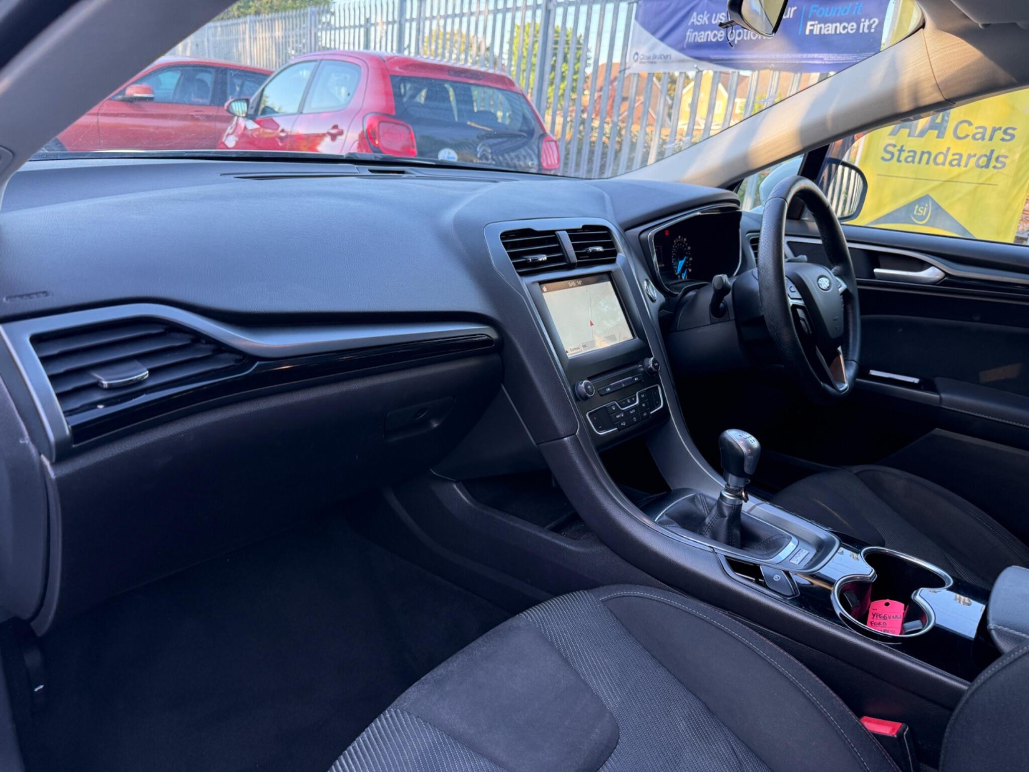 2016 Ford Mondeo image 44