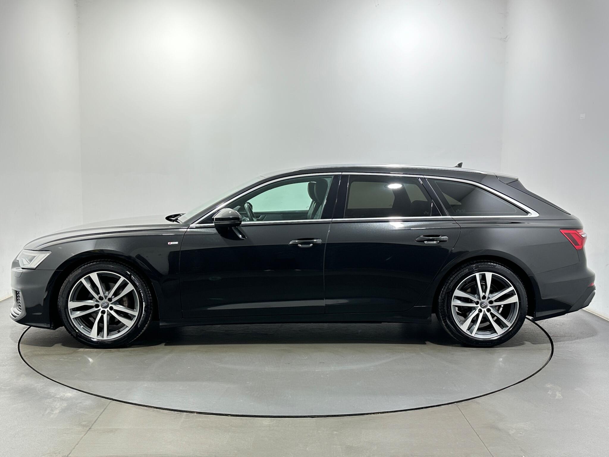 Audi A6 view 5