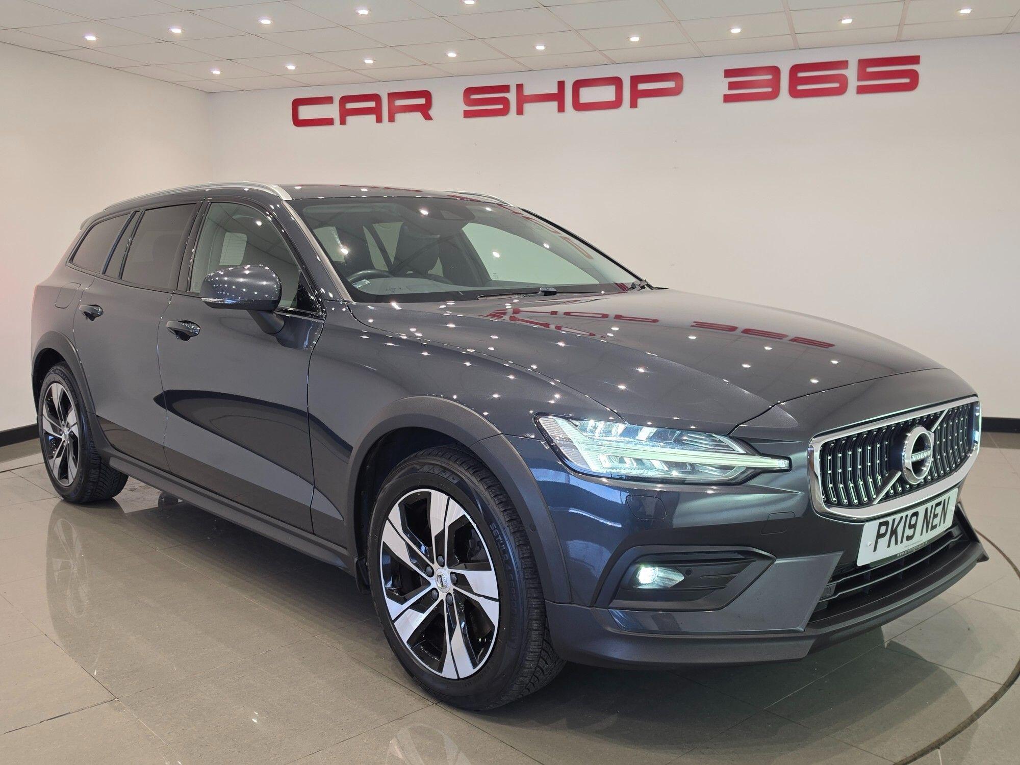 Volvo V60 Cross Country view 9