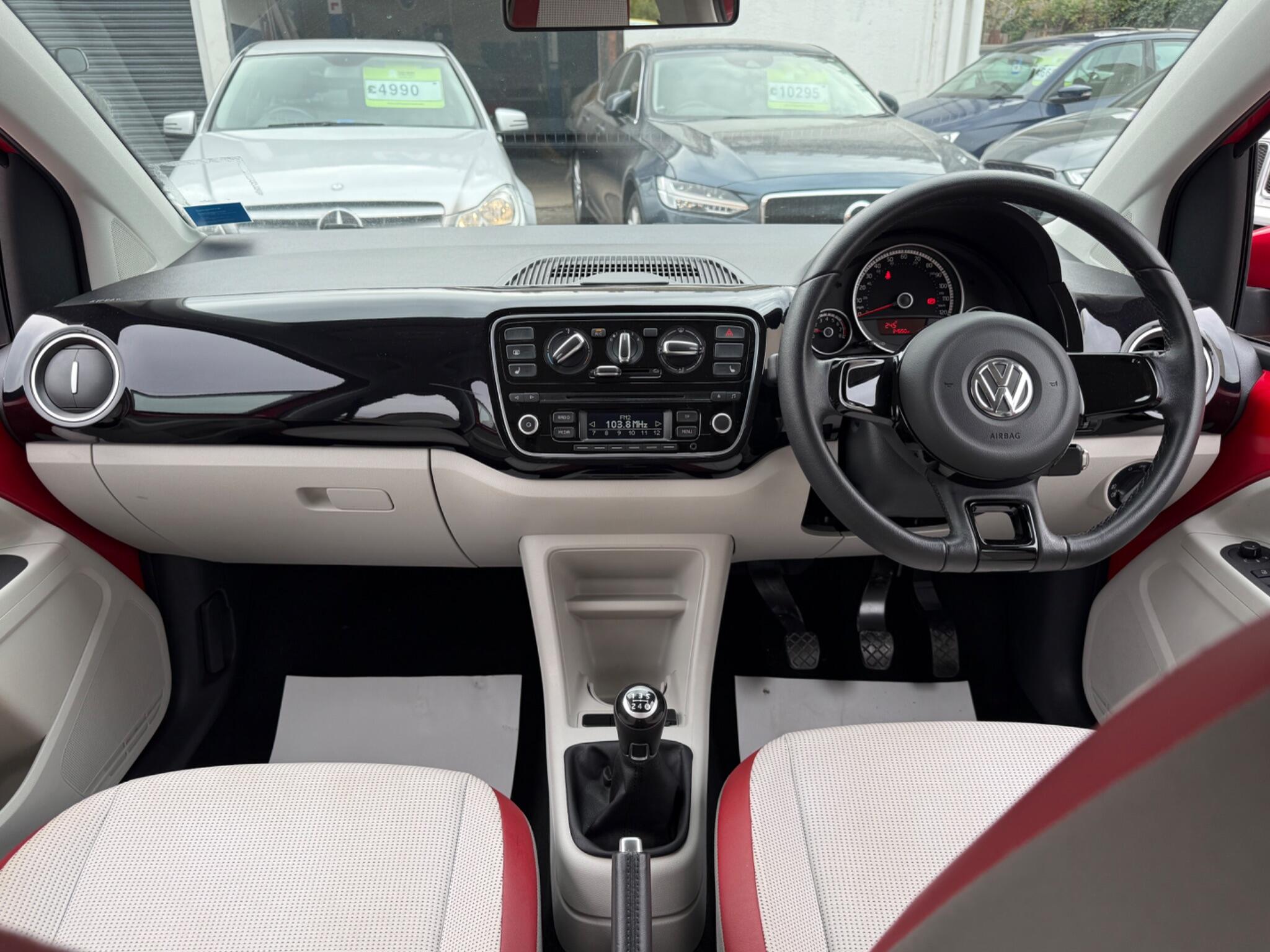 Volkswagen up! - Image 54