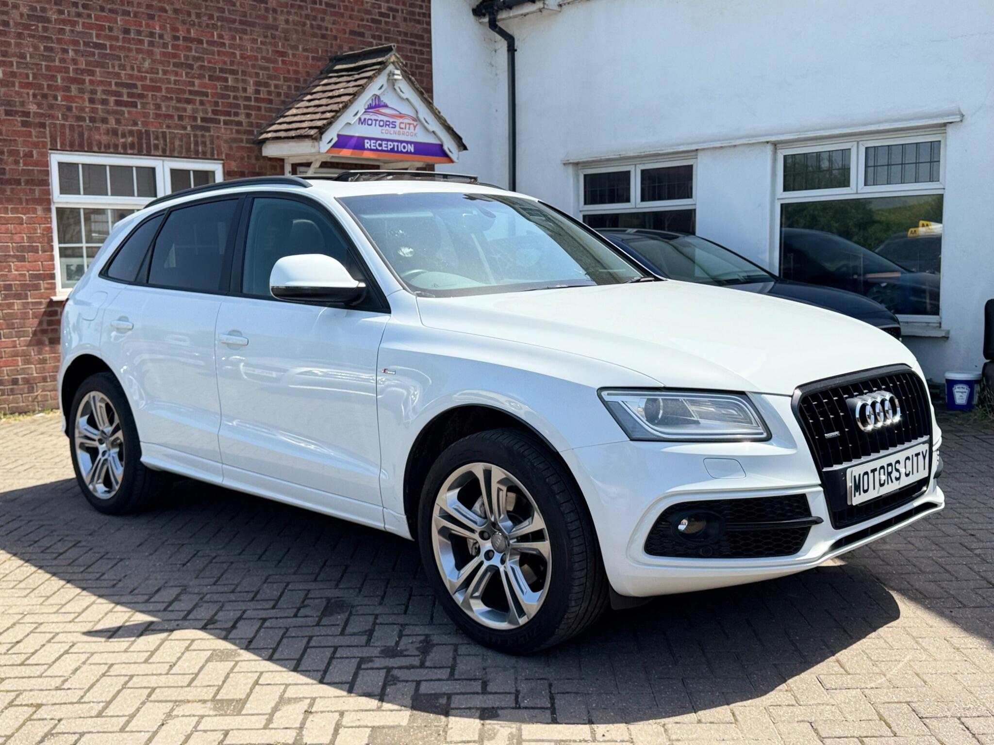 2013 Audi Q5 in White for sale