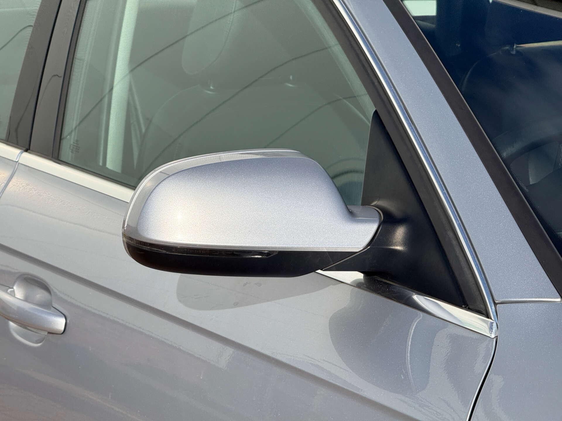 Audi A4 view 11