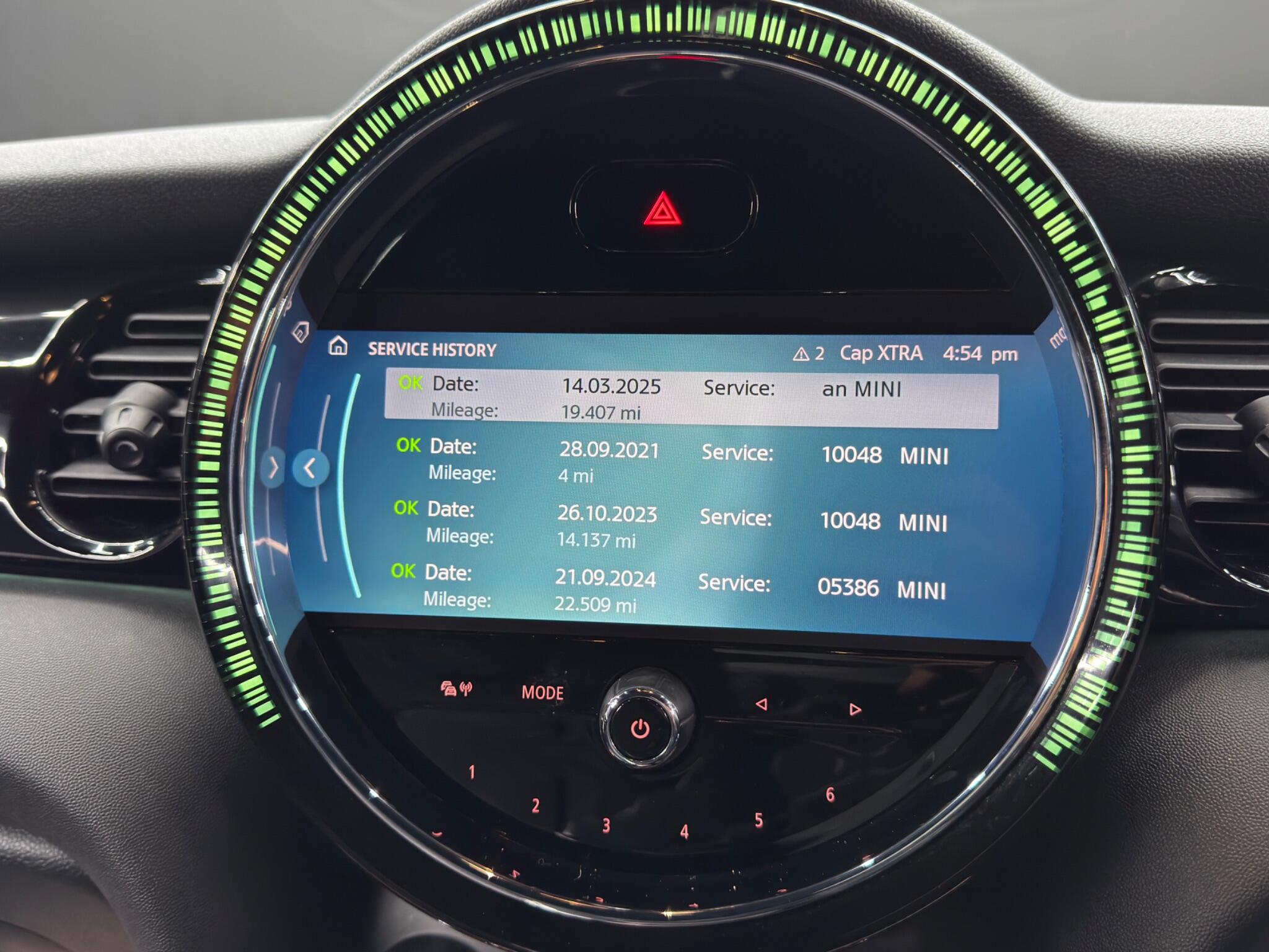 MINI Hatch view 35