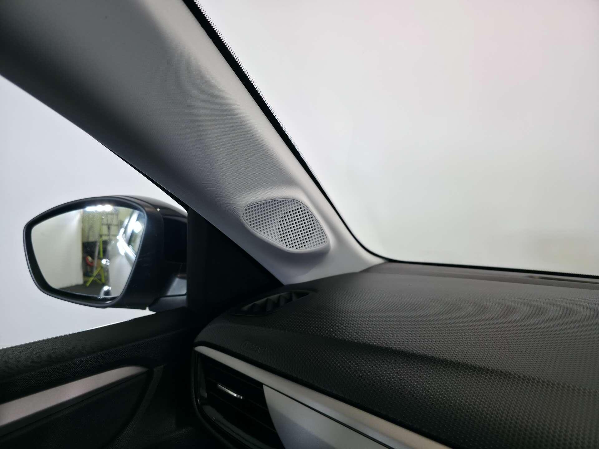 Vauxhall Corsa view 22
