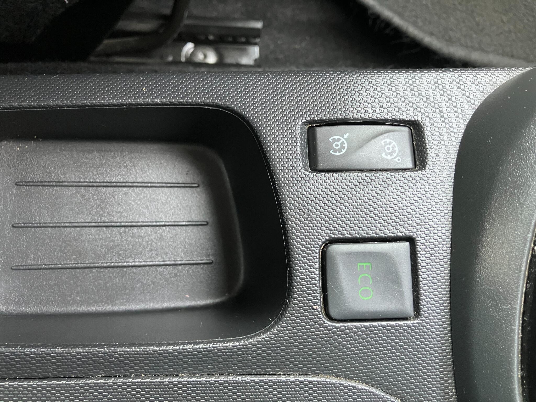 Renault Captur view 14