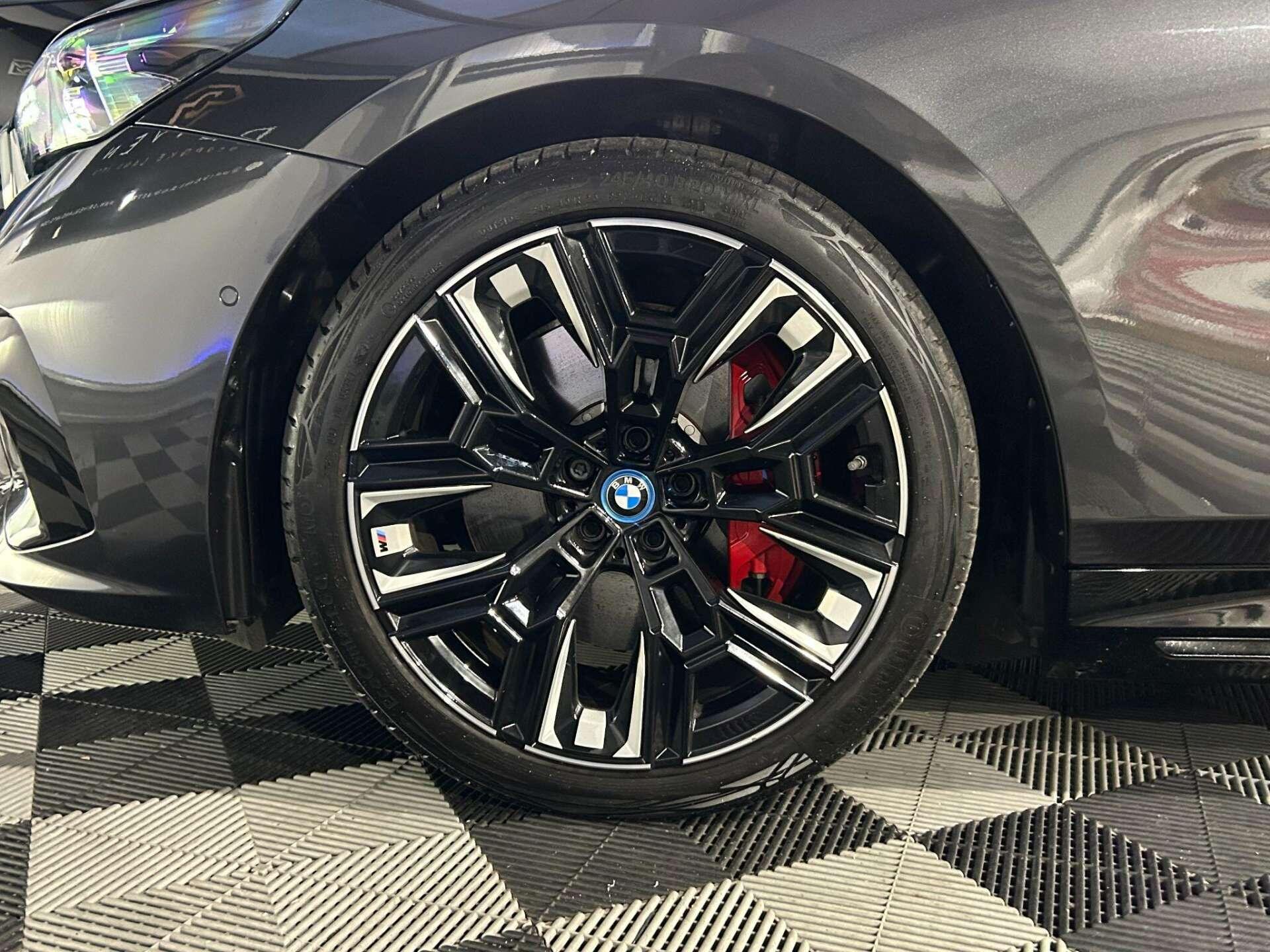 BMW I5 view 47