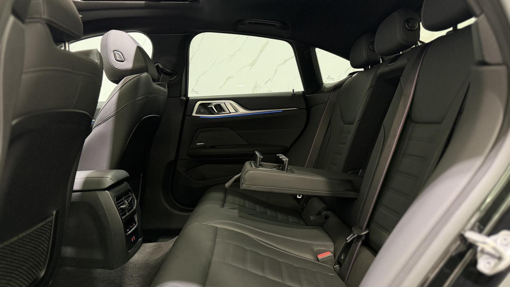 BMW I4 view 9