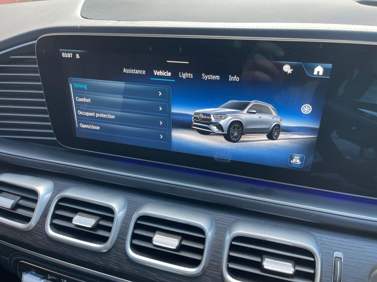 Mercedes-Benz GLE view 20