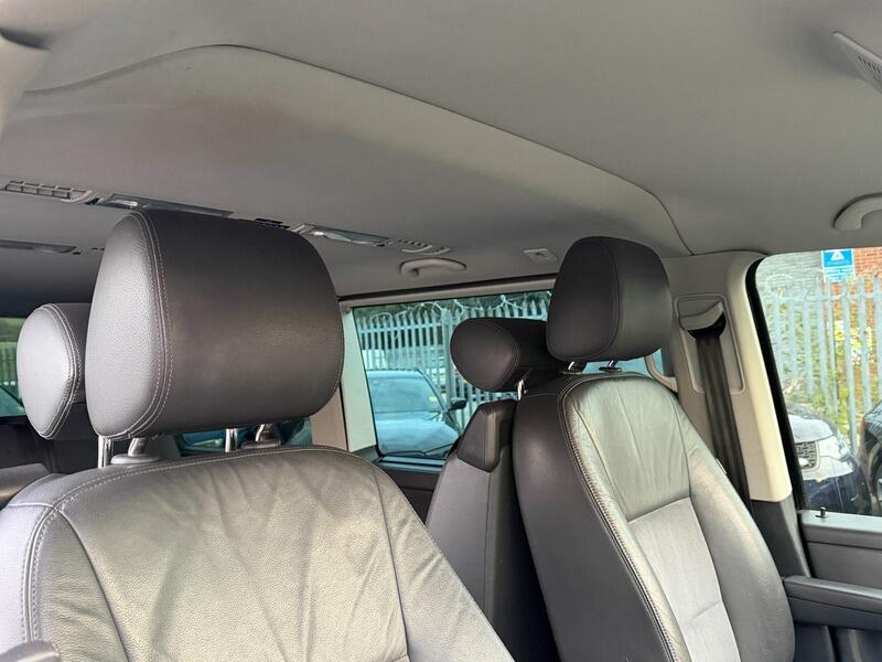 Volkswagen Caravelle view 47