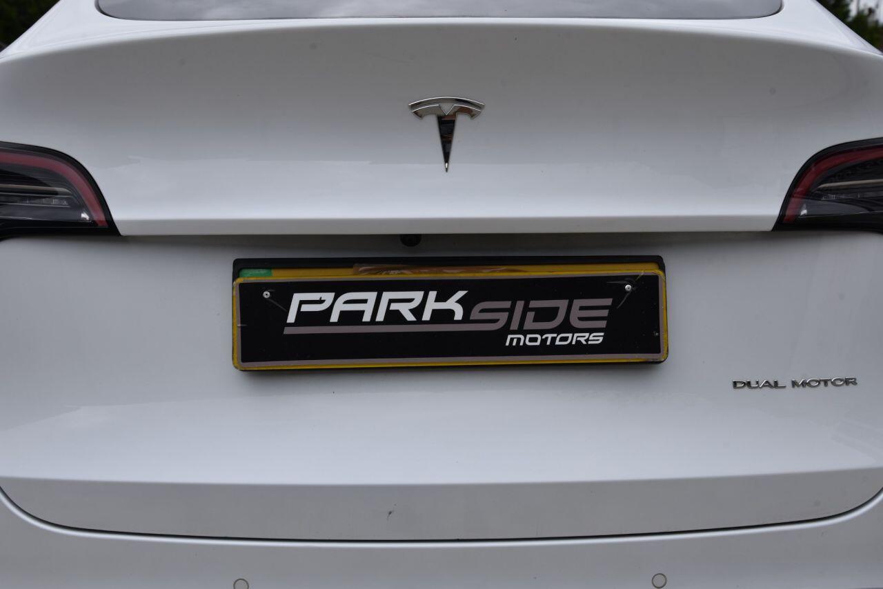 Tesla Model Y view 17