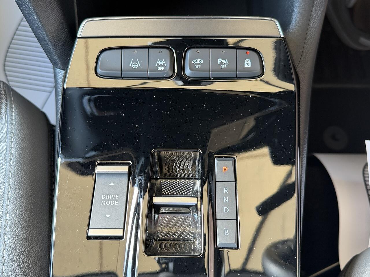 Vauxhall Mokka Electric view 19