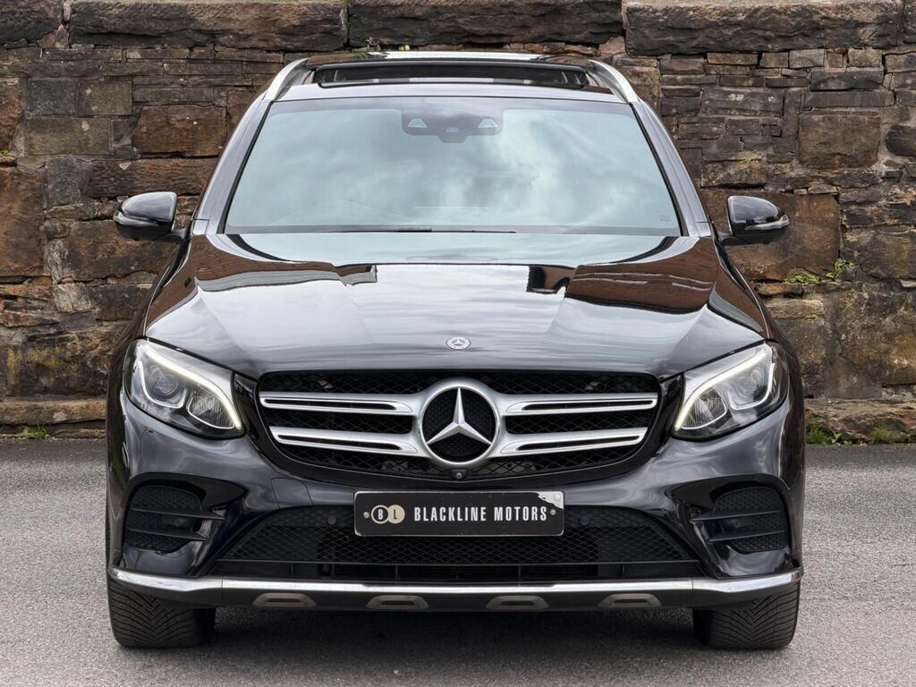 Mercedes-Benz GLC view 2