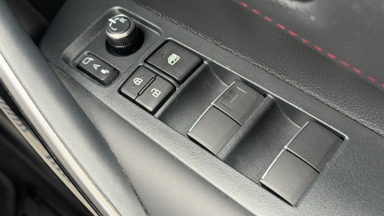 Toyota Corolla view 33