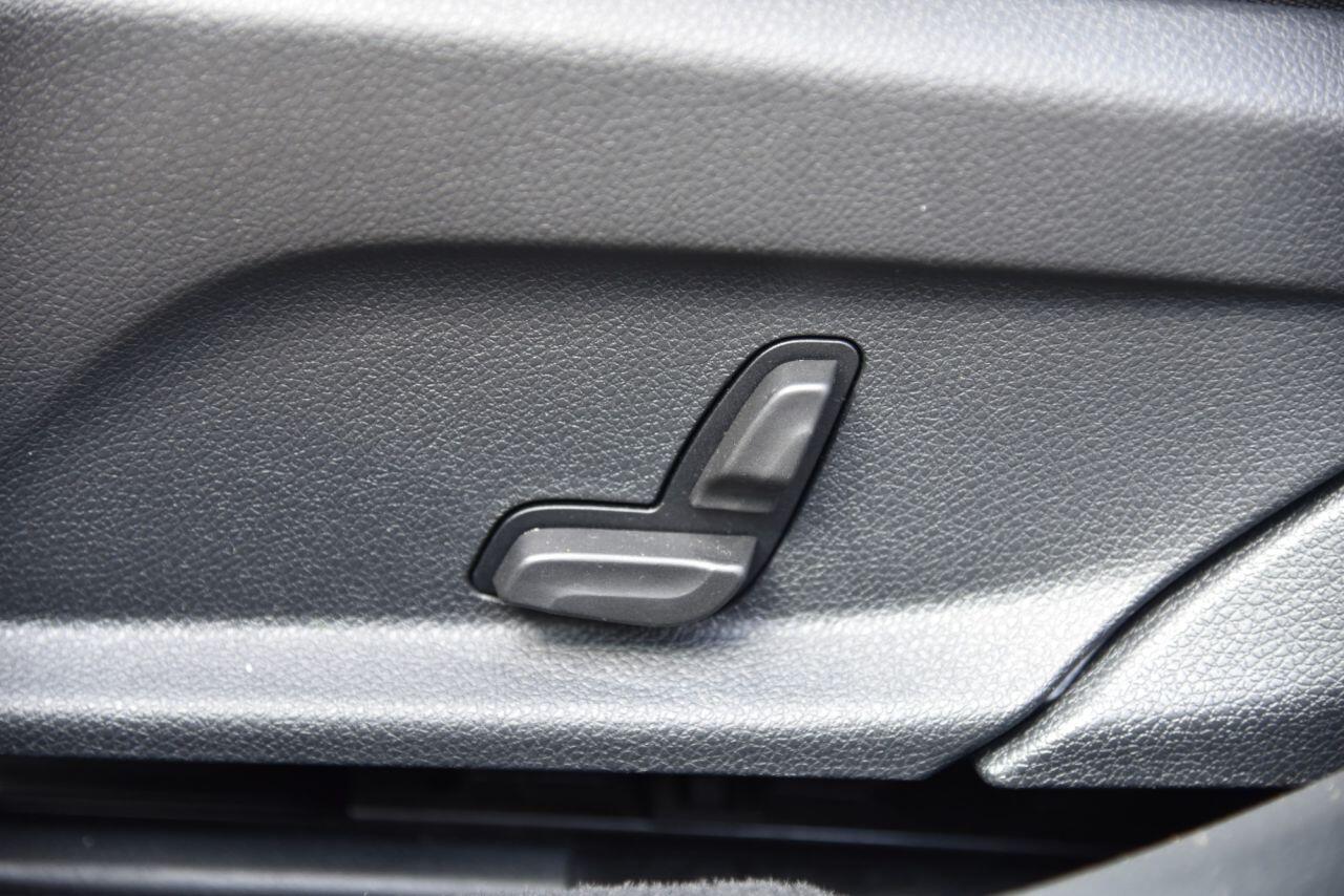 Mercedes-Benz E Class view 54