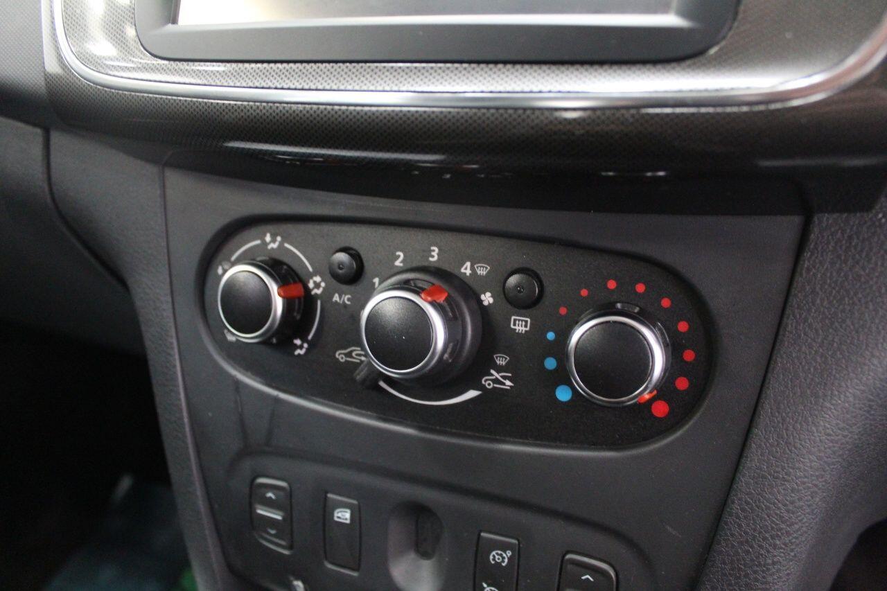 Dacia Sandero view 41