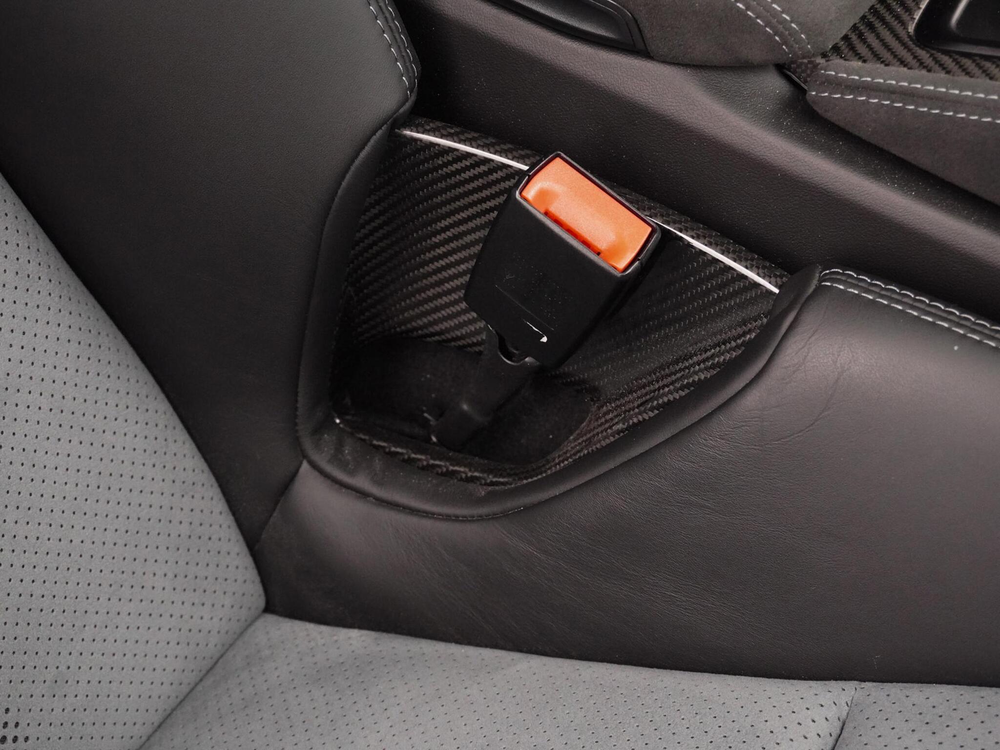 Porsche Cayman view 41