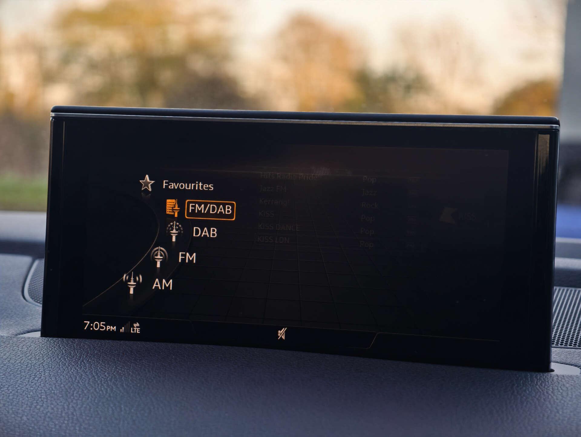 Audi SQ7 view 34