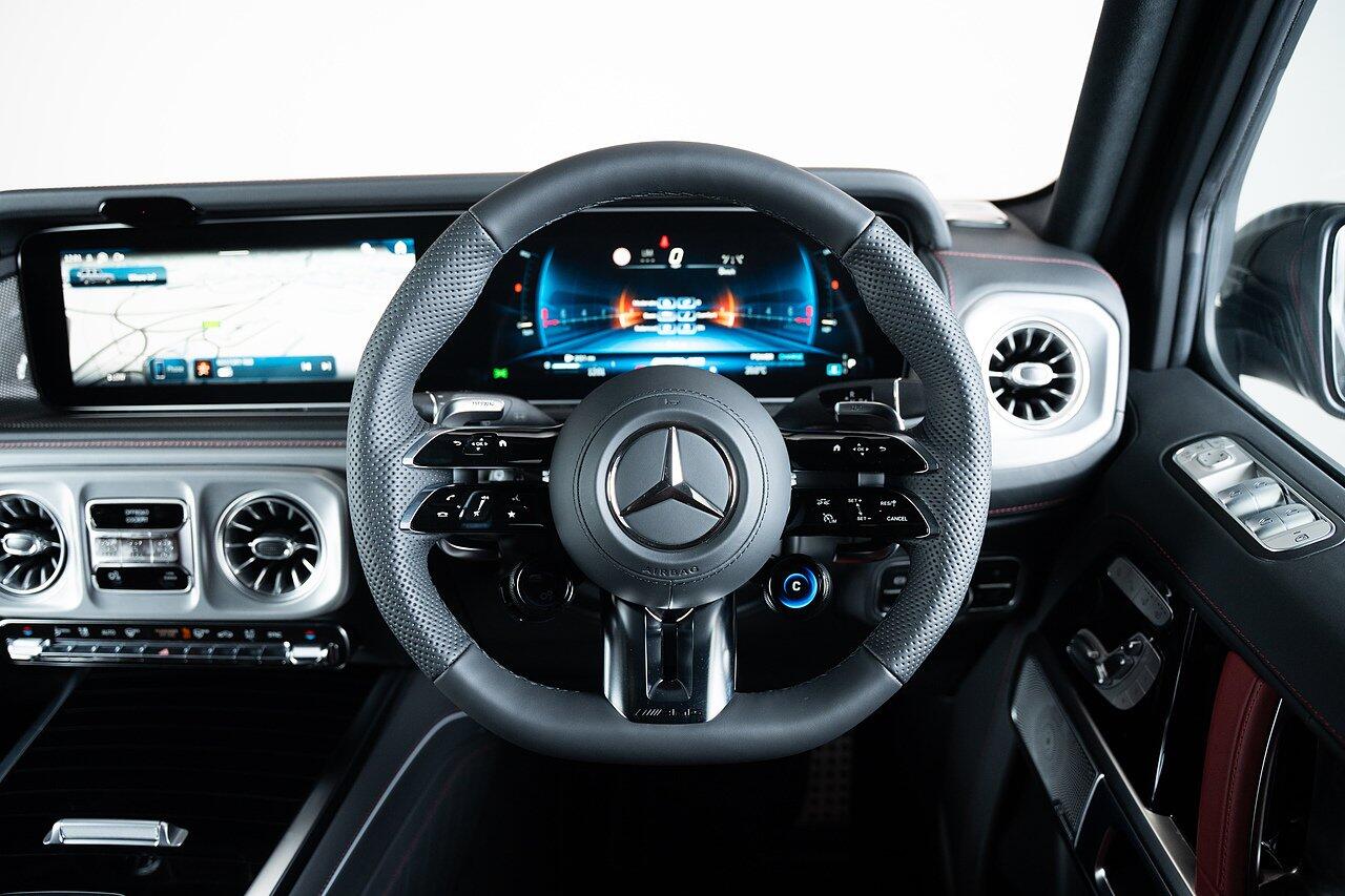 Mercedes-Benz G-Class view 18