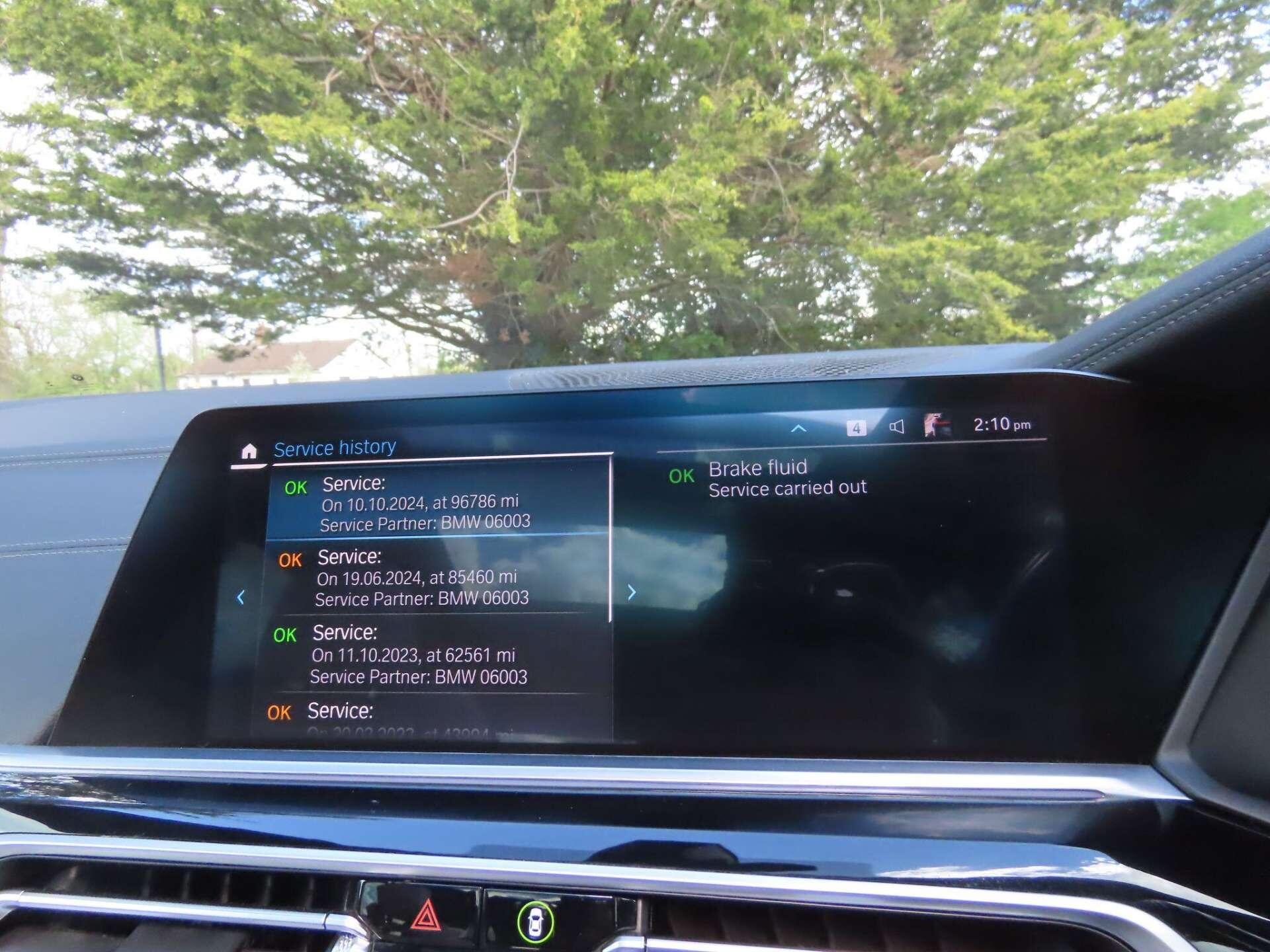 BMW X5 view 19