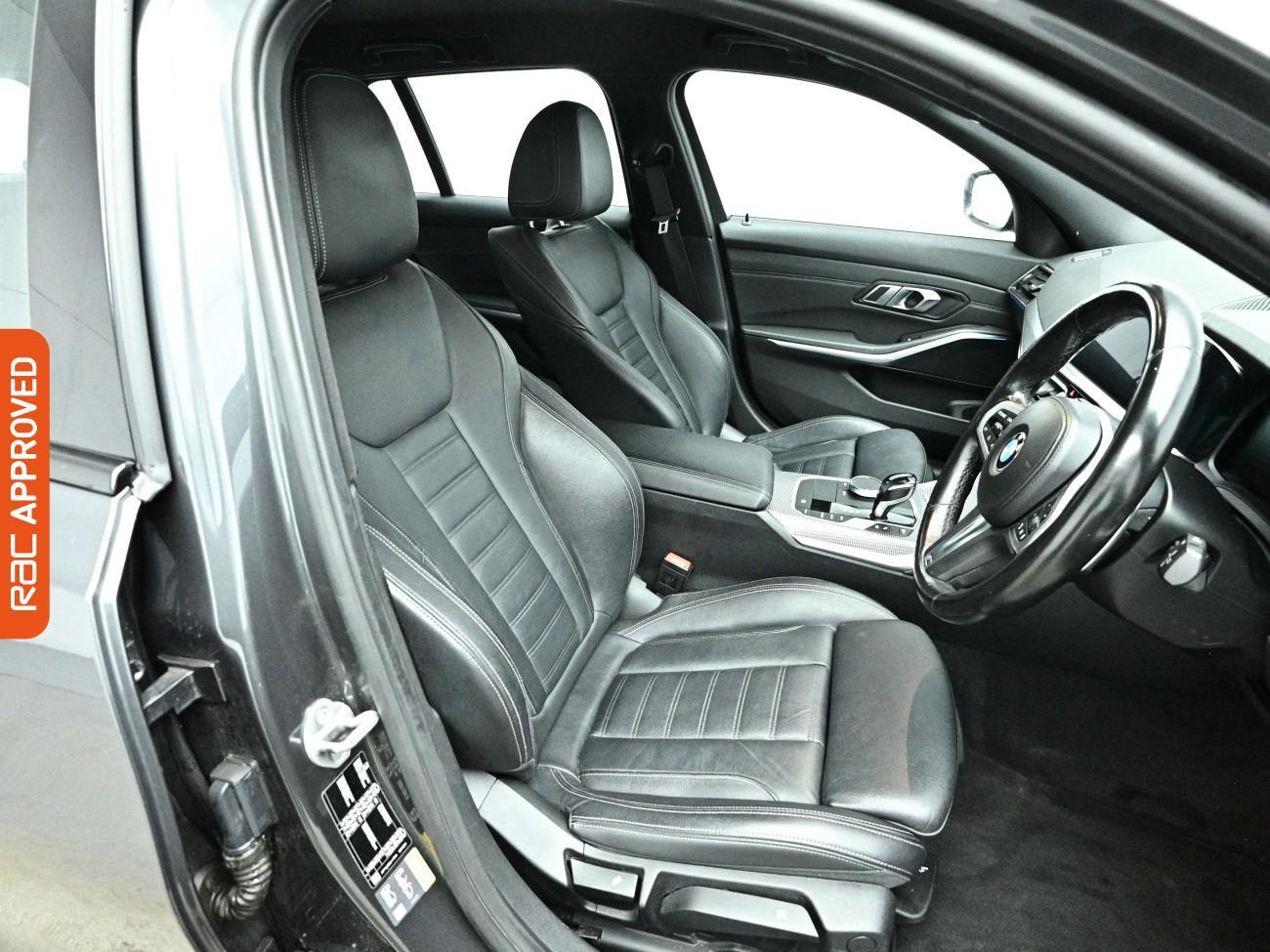 BMW 3 Series view 13