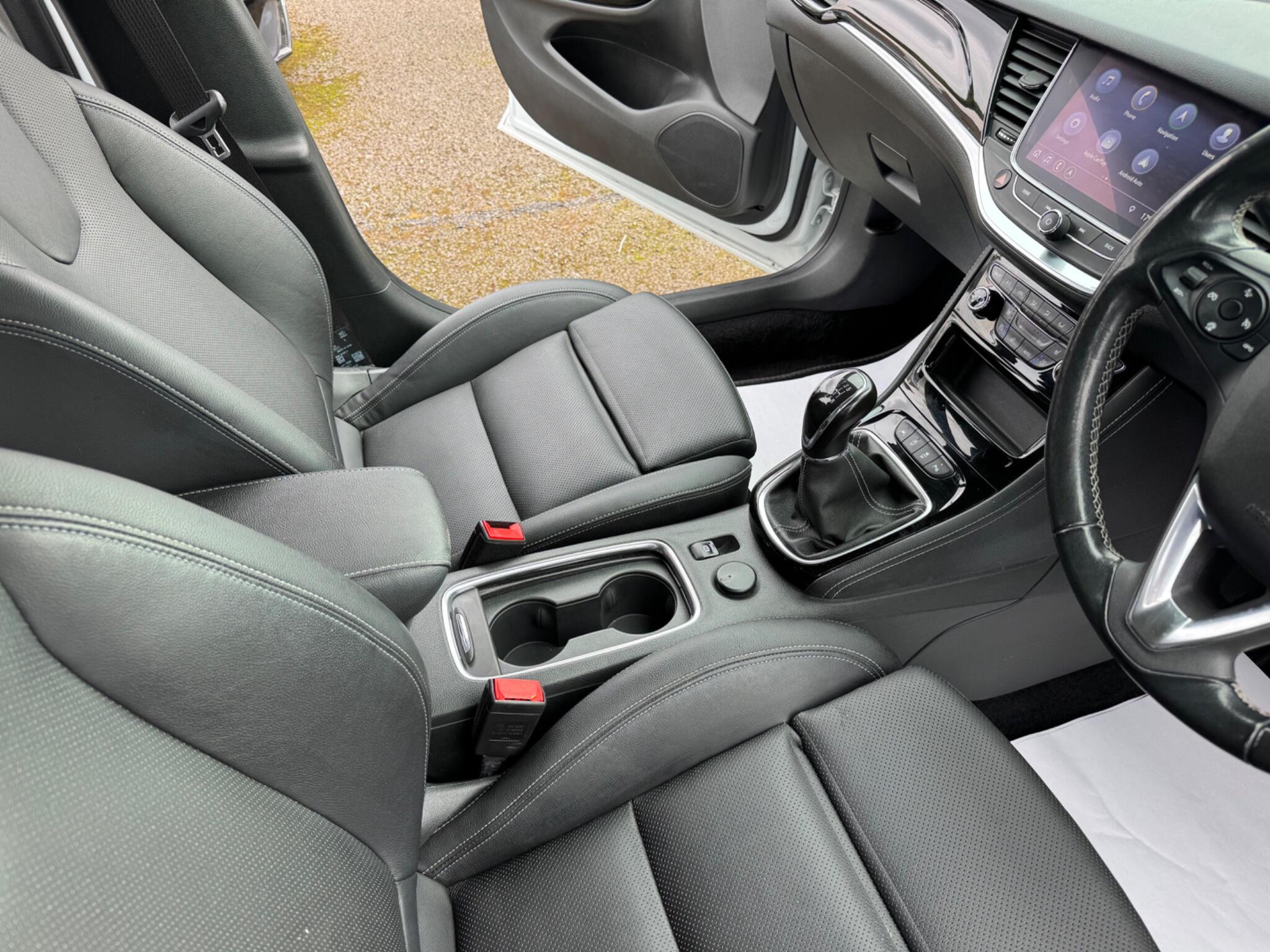 Vauxhall Astra view 6