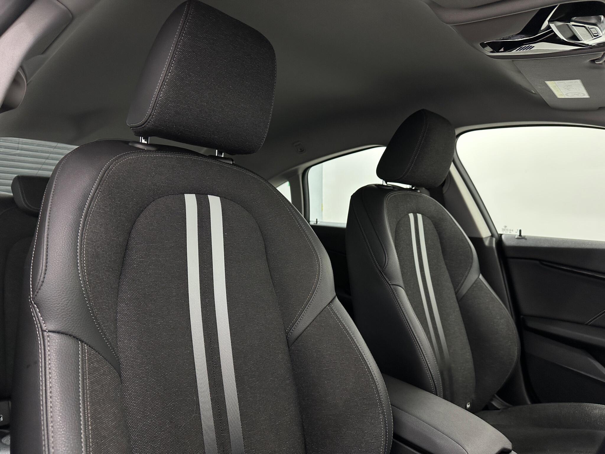 BMW 2 Series view 34