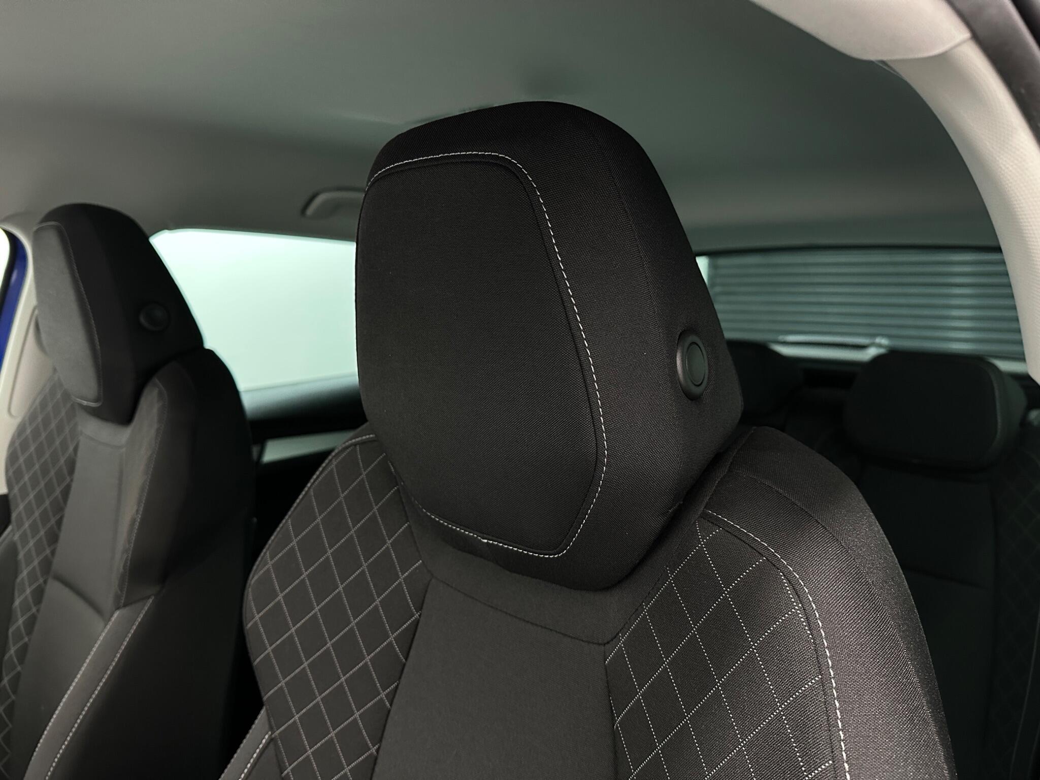 Skoda Karoq view 38