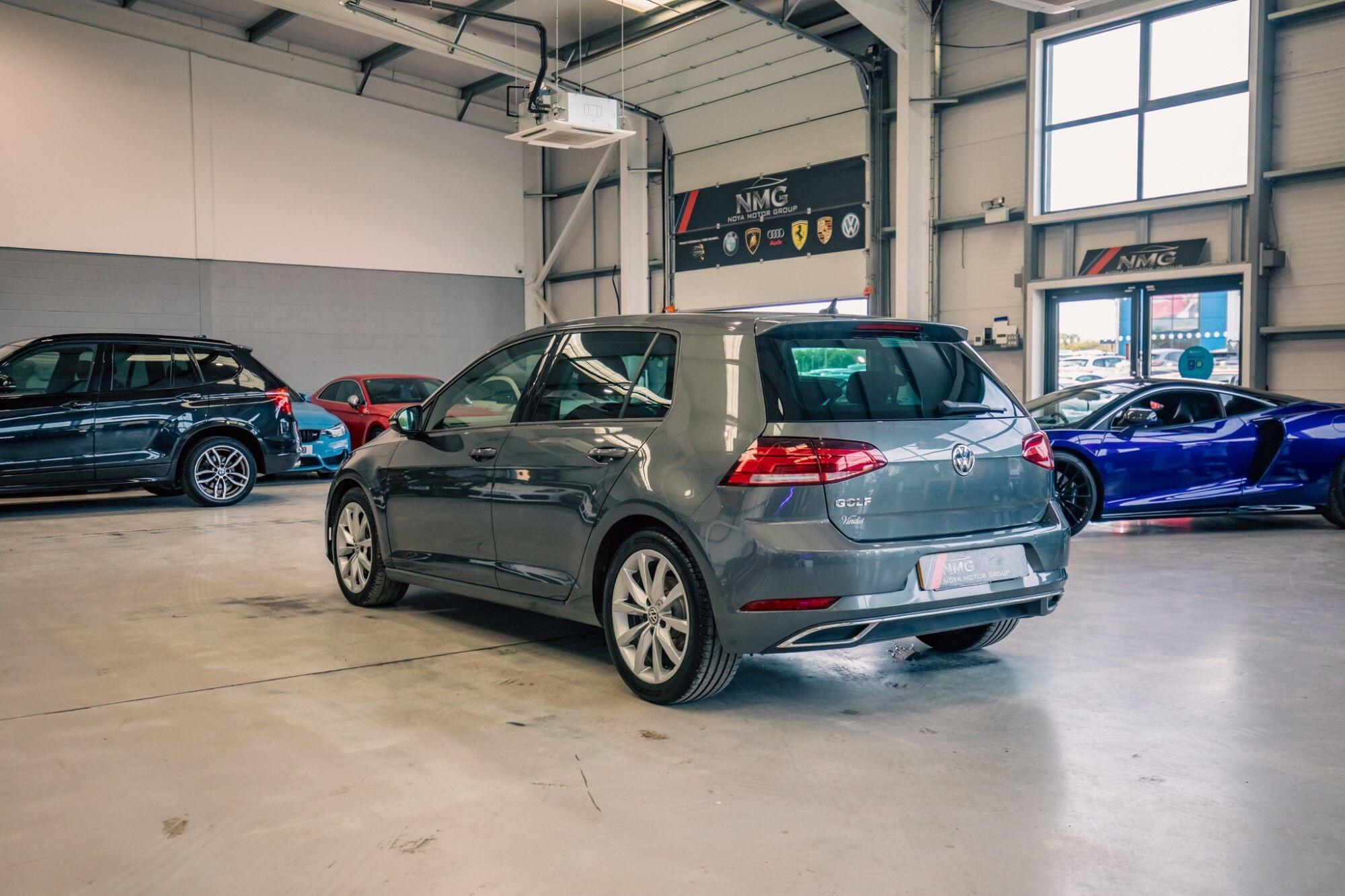 Volkswagen Golf view 25