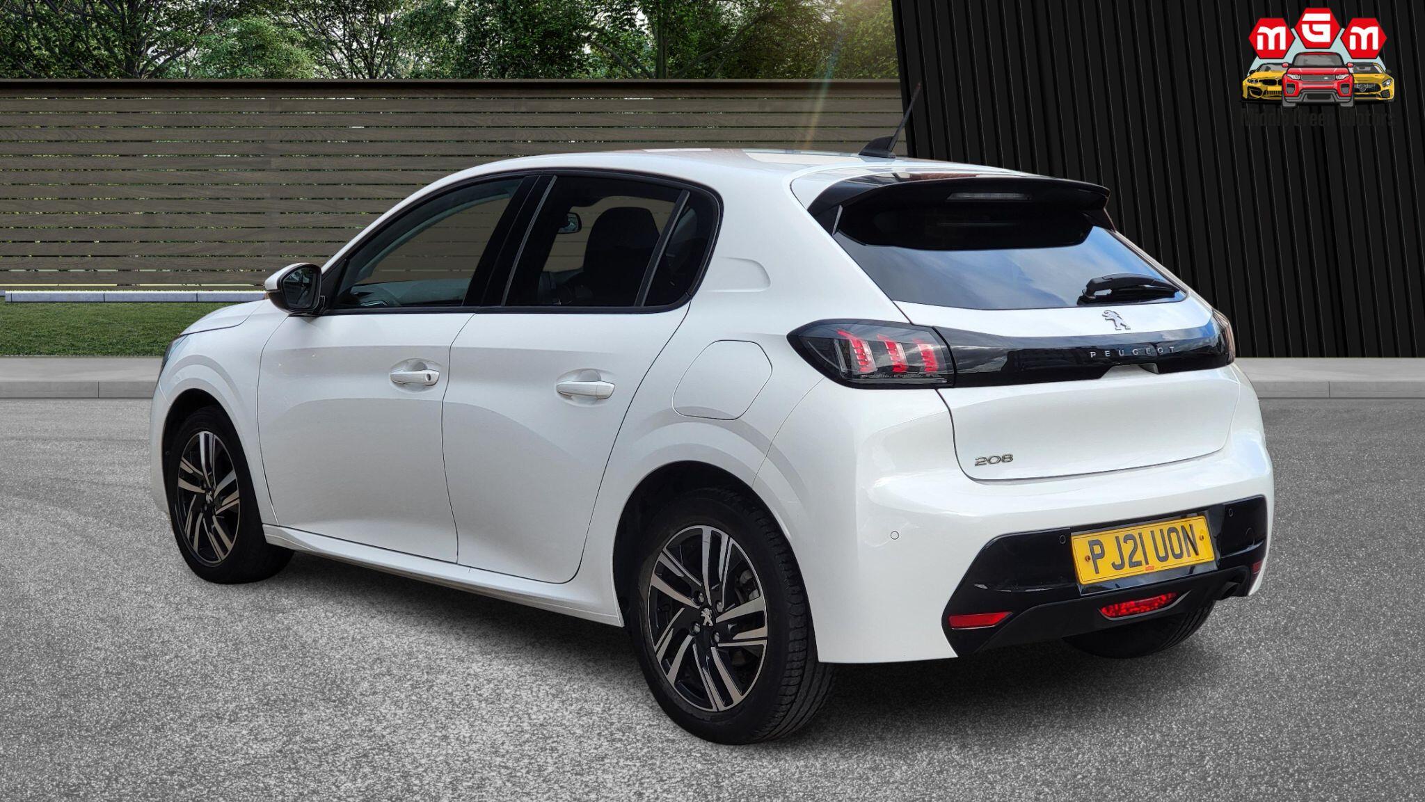 Peugeot 208 view 6