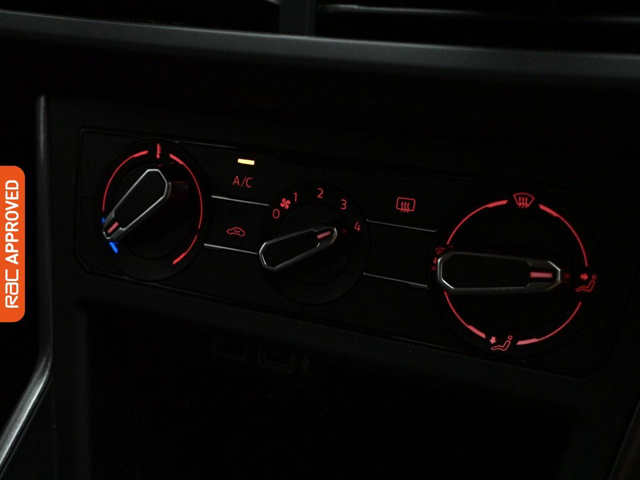 Volkswagen Polo view 17