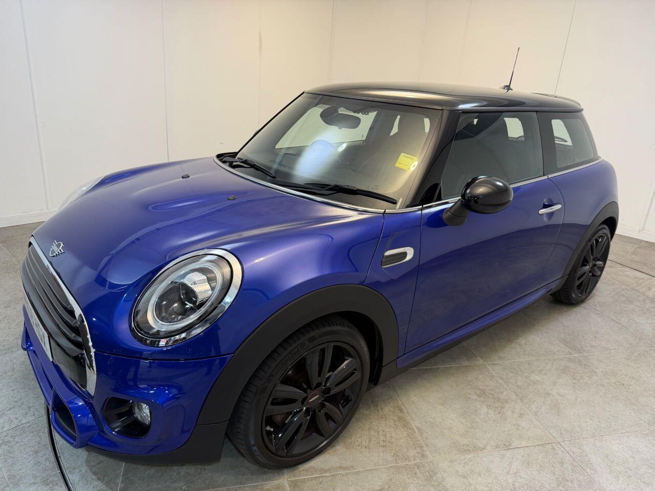 Mini Cooper view 23