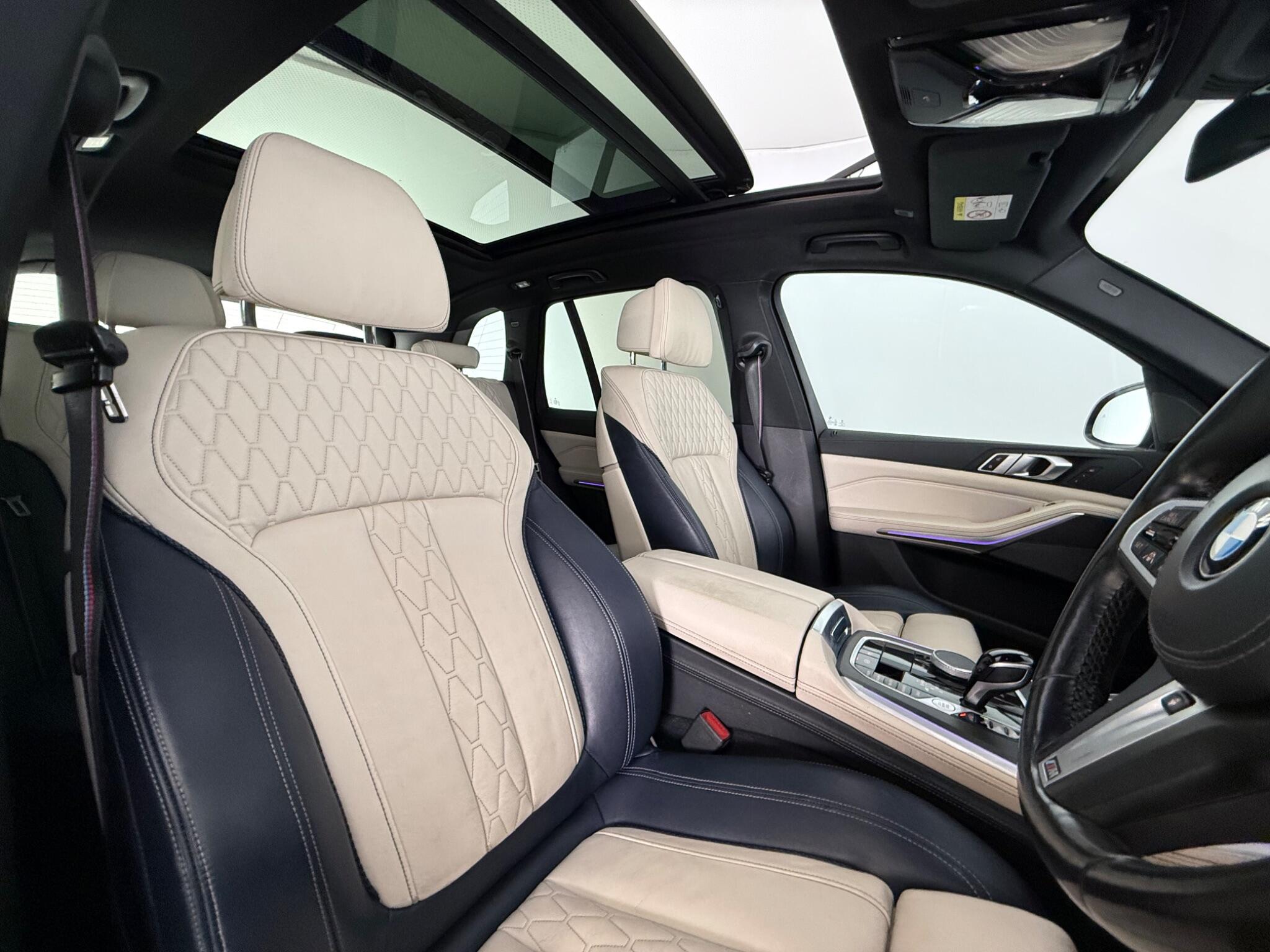 BMW X5 view 31